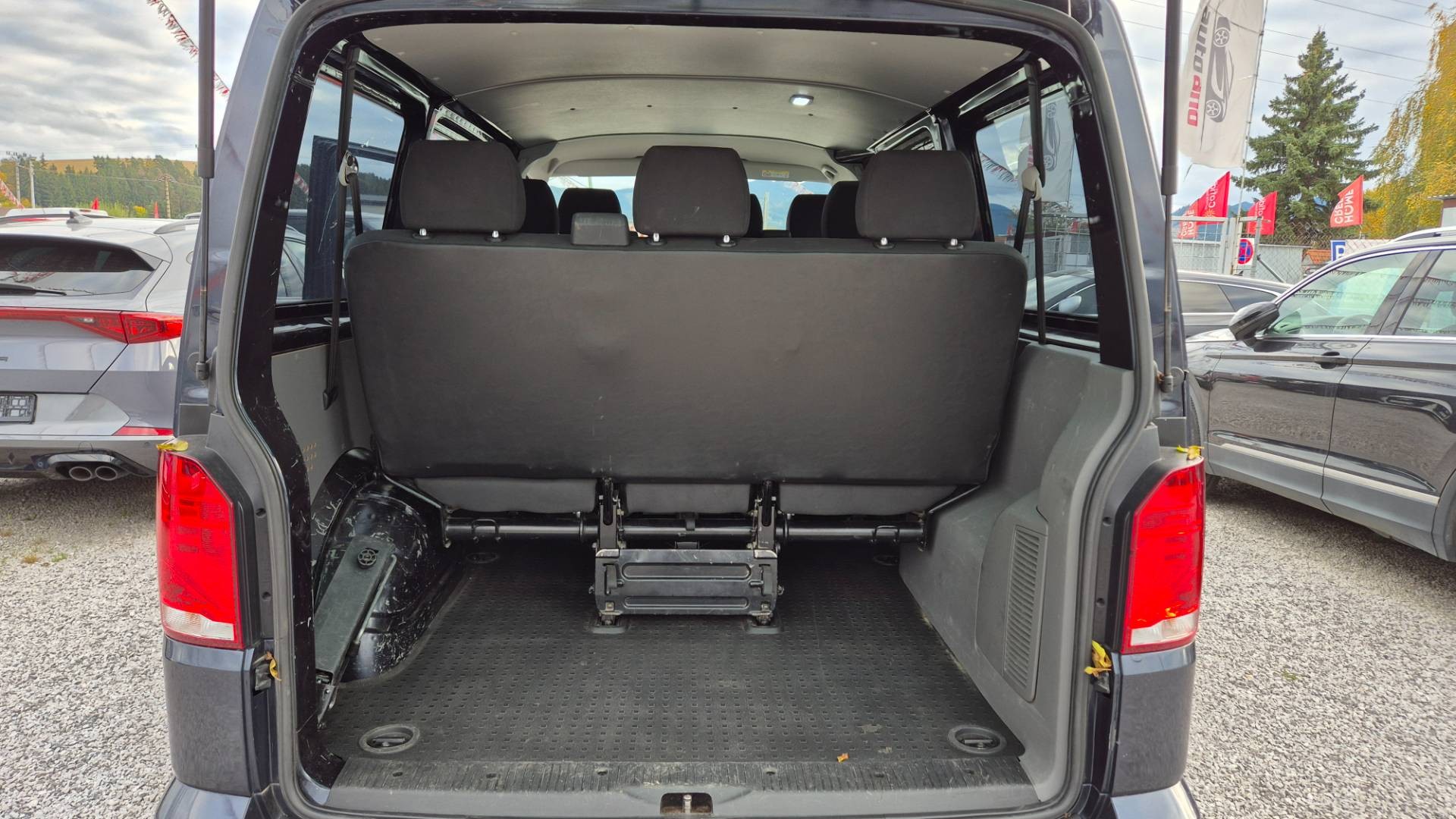 Volkswagen T6 Transporter 2.0 TDI 110KW 150 PS DSG 9 miest – Obrázok 22