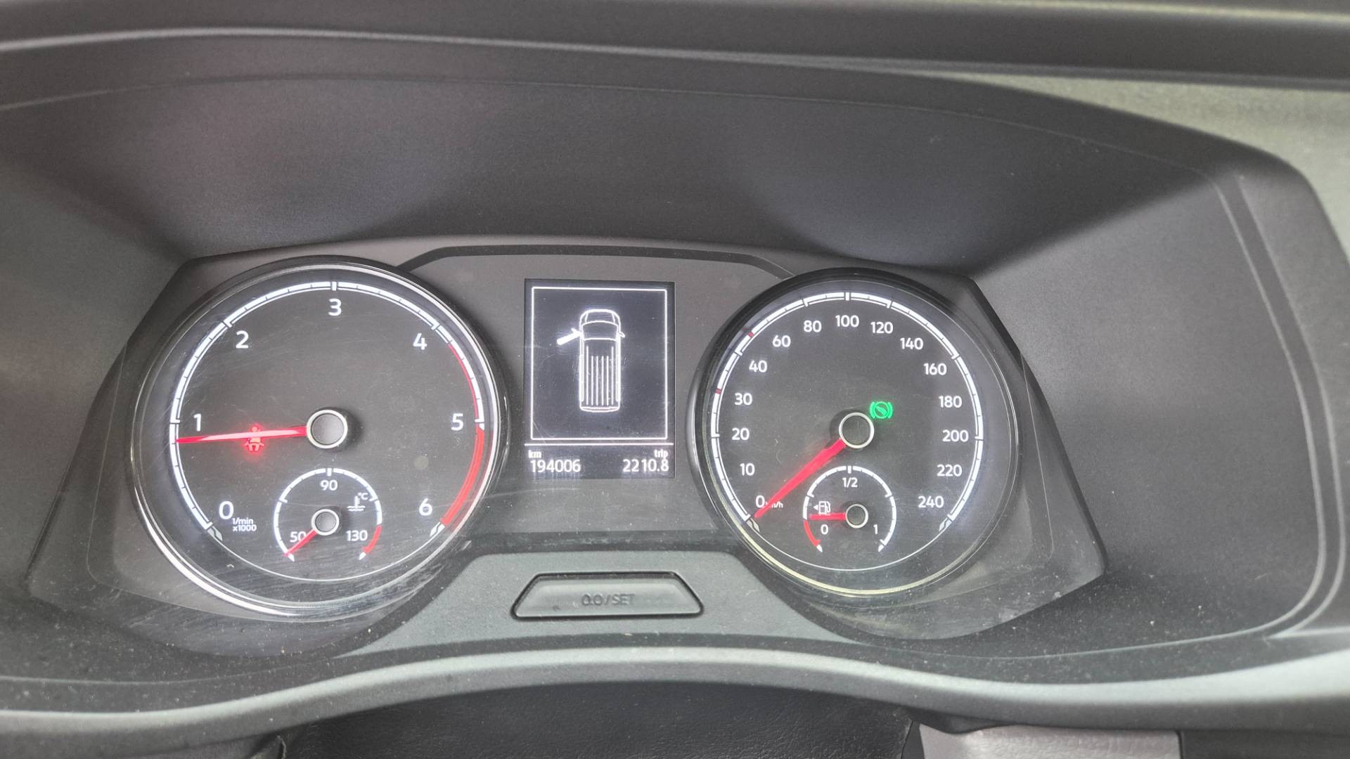 Volkswagen T6 Transporter 2.0 TDI 110KW 150 PS DSG 9 miest – Obrázok 35