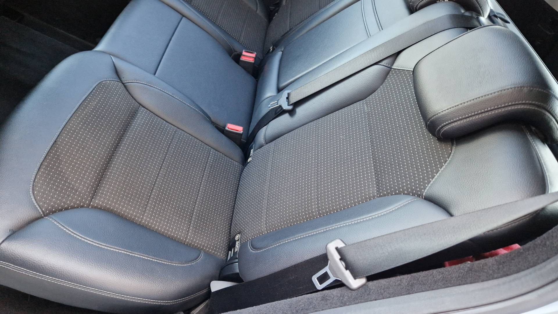 Mercedes-Benz GLE SUV 350d 4matic A/T – Obrázok 31