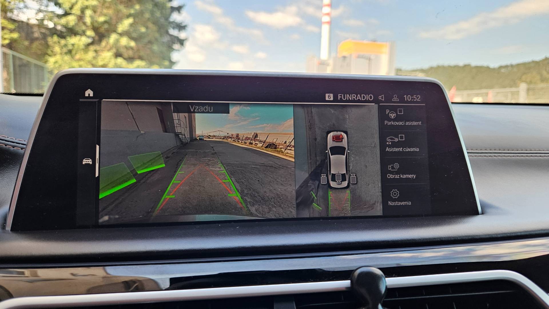 BMW Rad 7 750d xDrive A/T – Obrázok 58