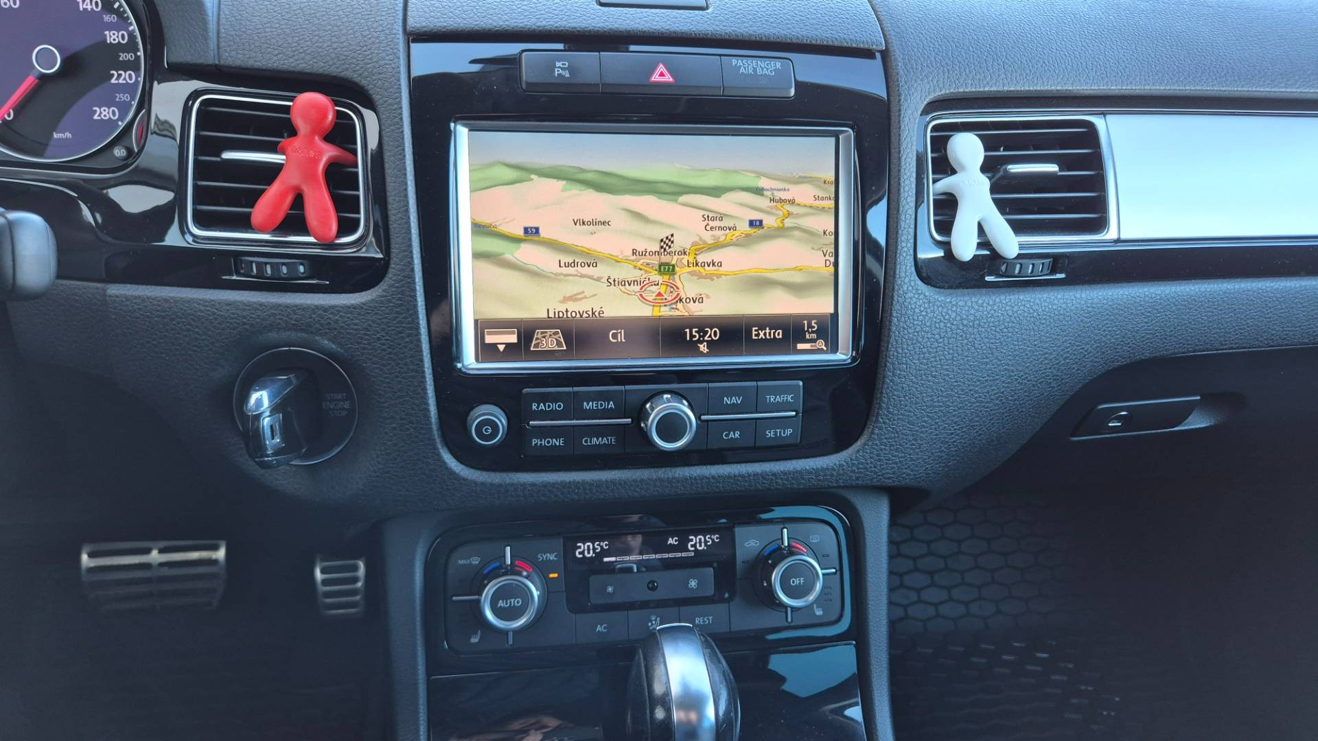 Volkswagen Touareg II 3.0 V6 TDI 240k BMT Premium 4XMOTION – Obrázok 27