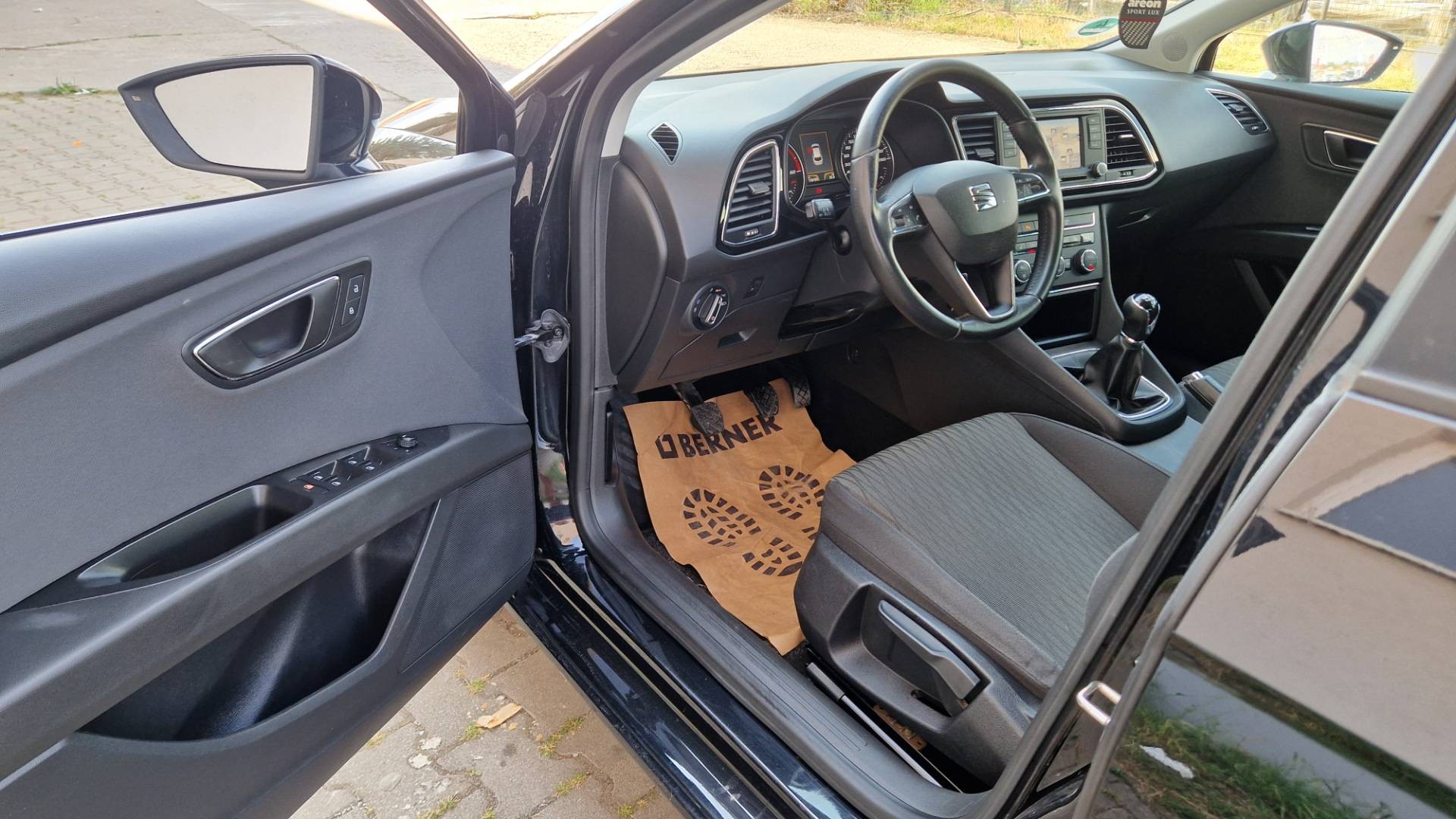 Seat Leon 2.0 TDI CR Ecomotive Style – Obrázok 19