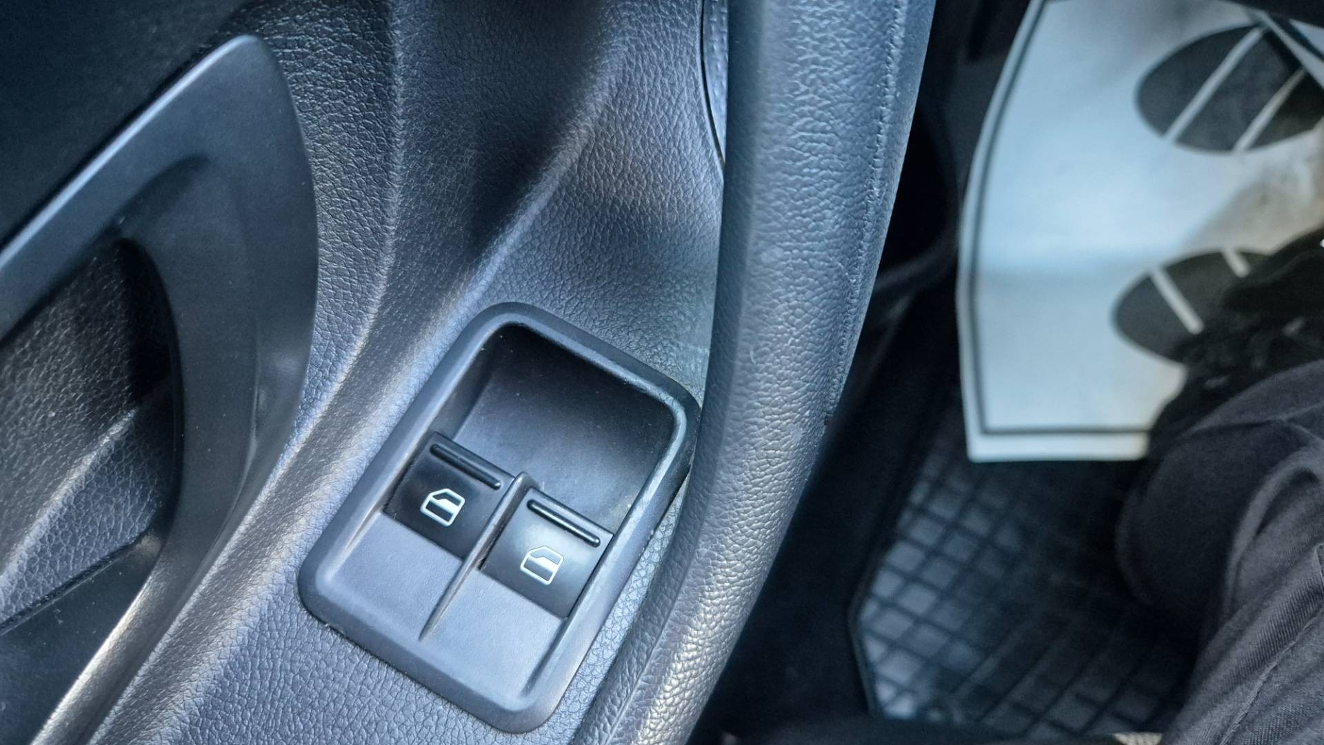 Škoda Roomster 1.6 TDI Ambition – Obrázok 33