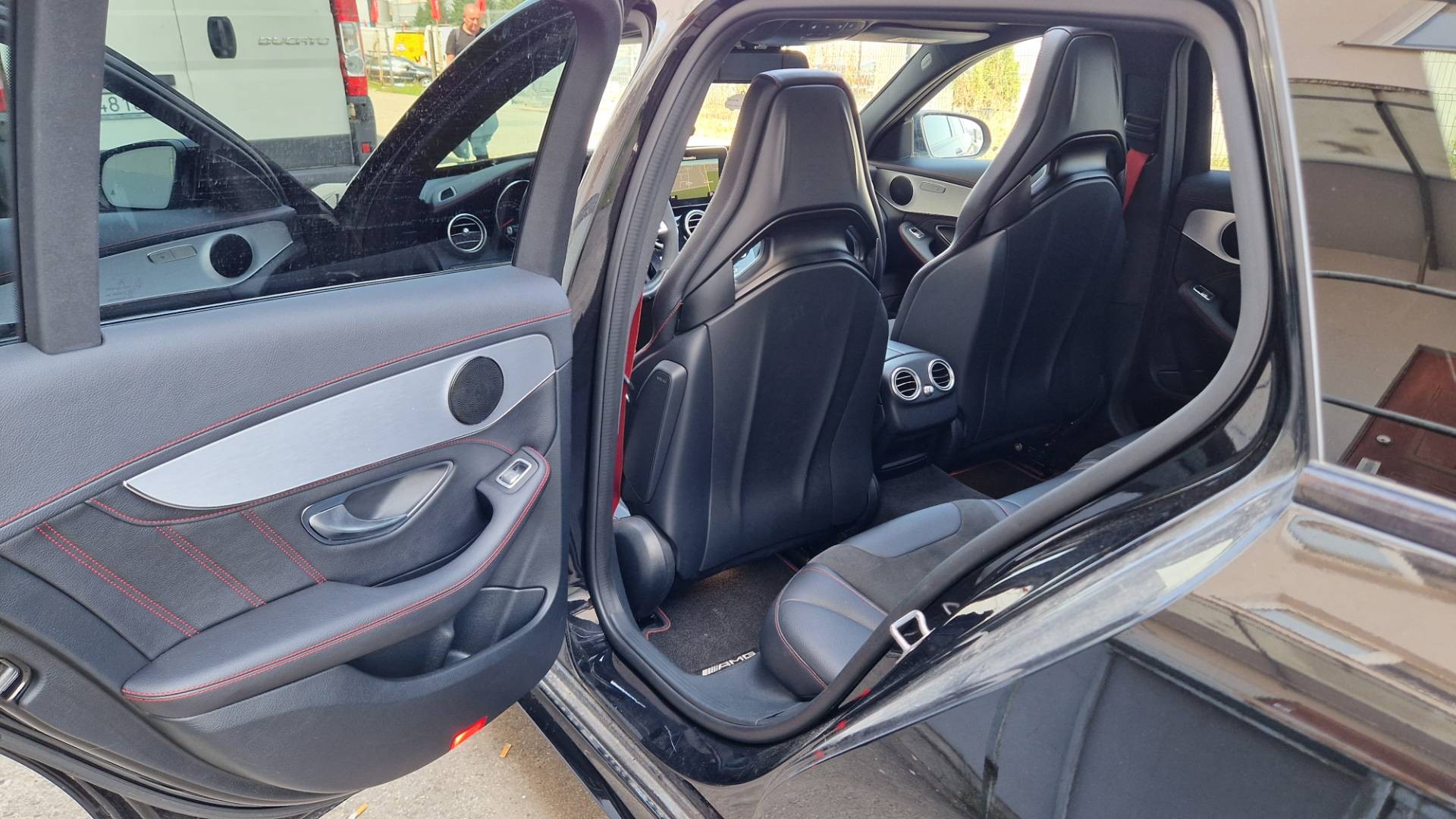 Mercedes-Benz C trieda Kombi 450 AMG 4matic A/T – Obrázok 22