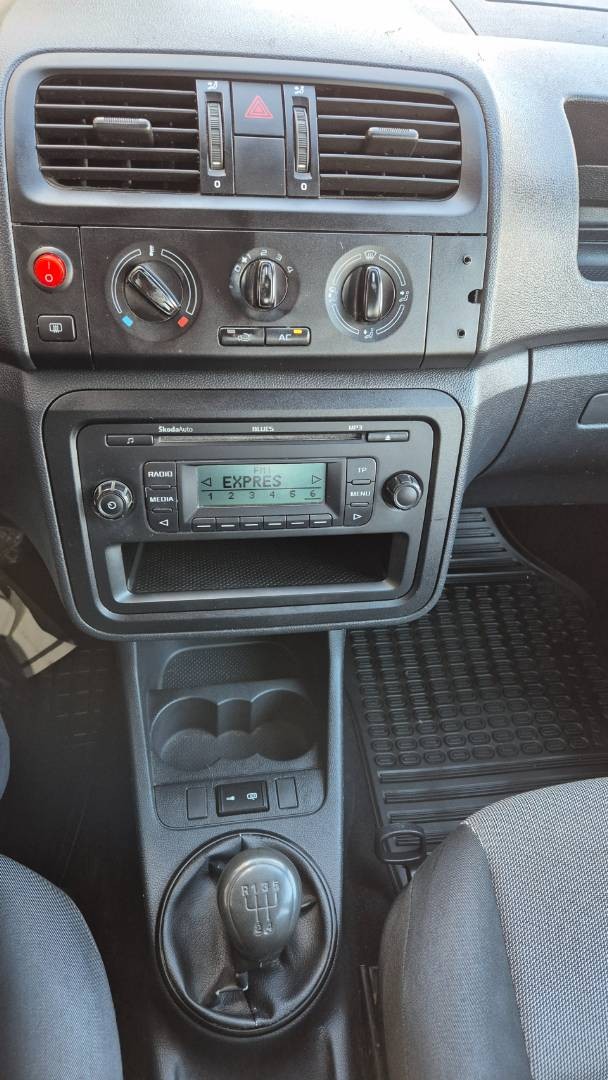 Škoda Roomster 1.6 TDI Ambition – Obrázok 31