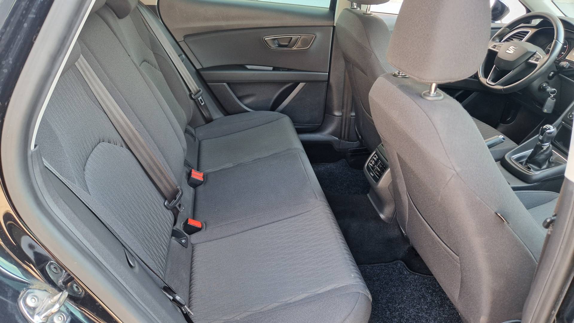 Seat Leon 2.0 TDI CR Ecomotive Style – Obrázok 25