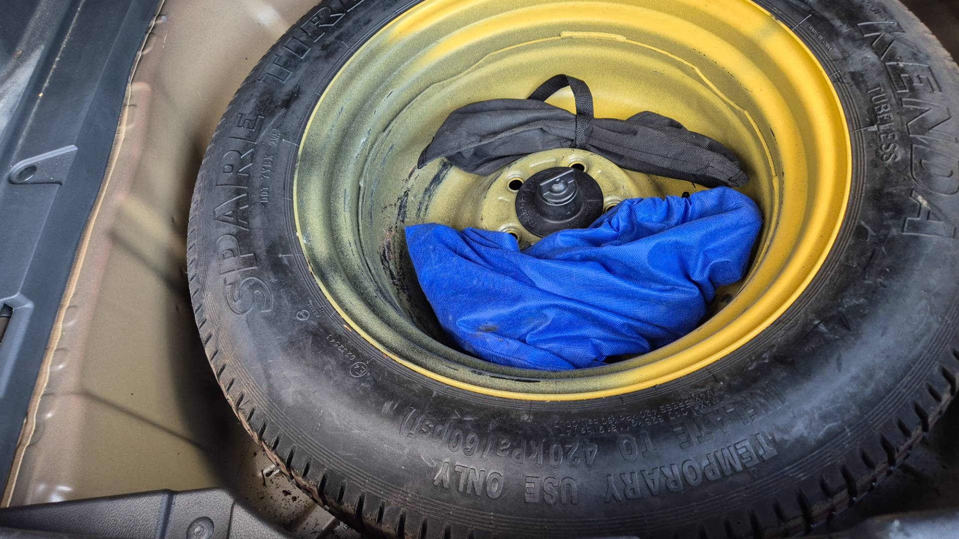 Honda CR-V 2.2 i-DTEC Elegance – Obrázok 17