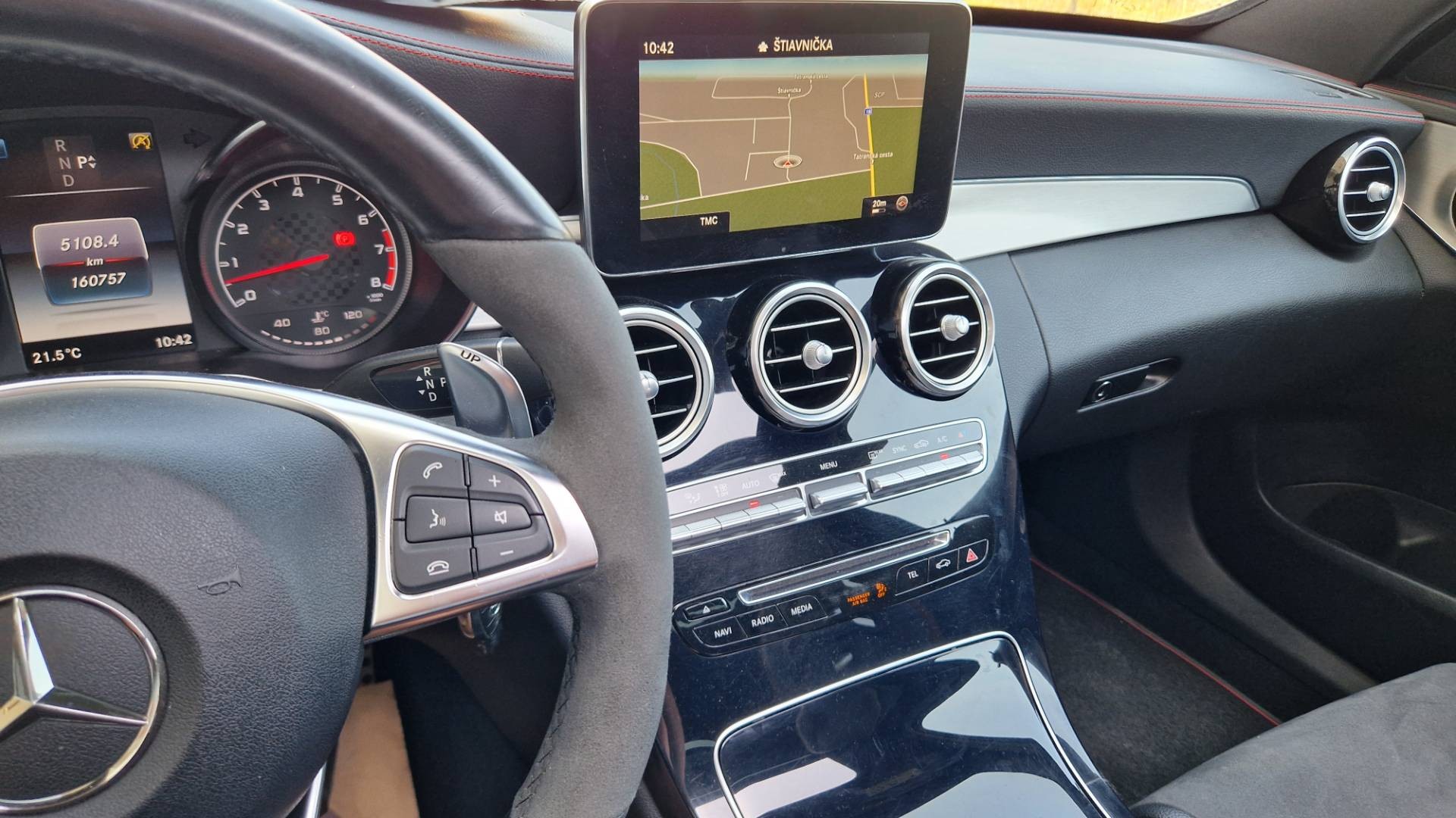 Mercedes-Benz C trieda Kombi 450 AMG 4matic A/T – Obrázok 38