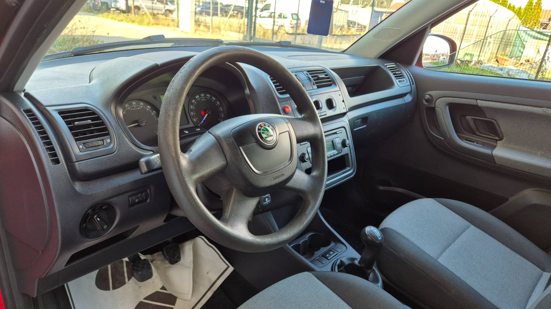 Škoda Roomster 1.6 TDI Ambition – Obrázok 25