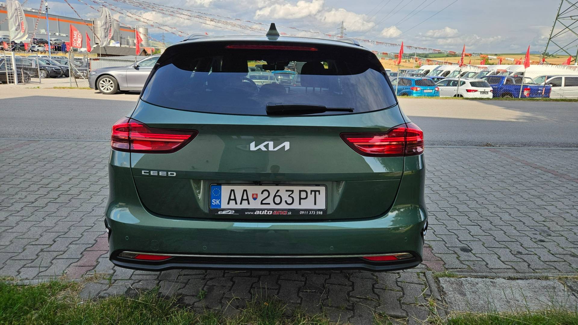 Kia Ceed SW 1.5 T-GDi Gold – Obrázok 34