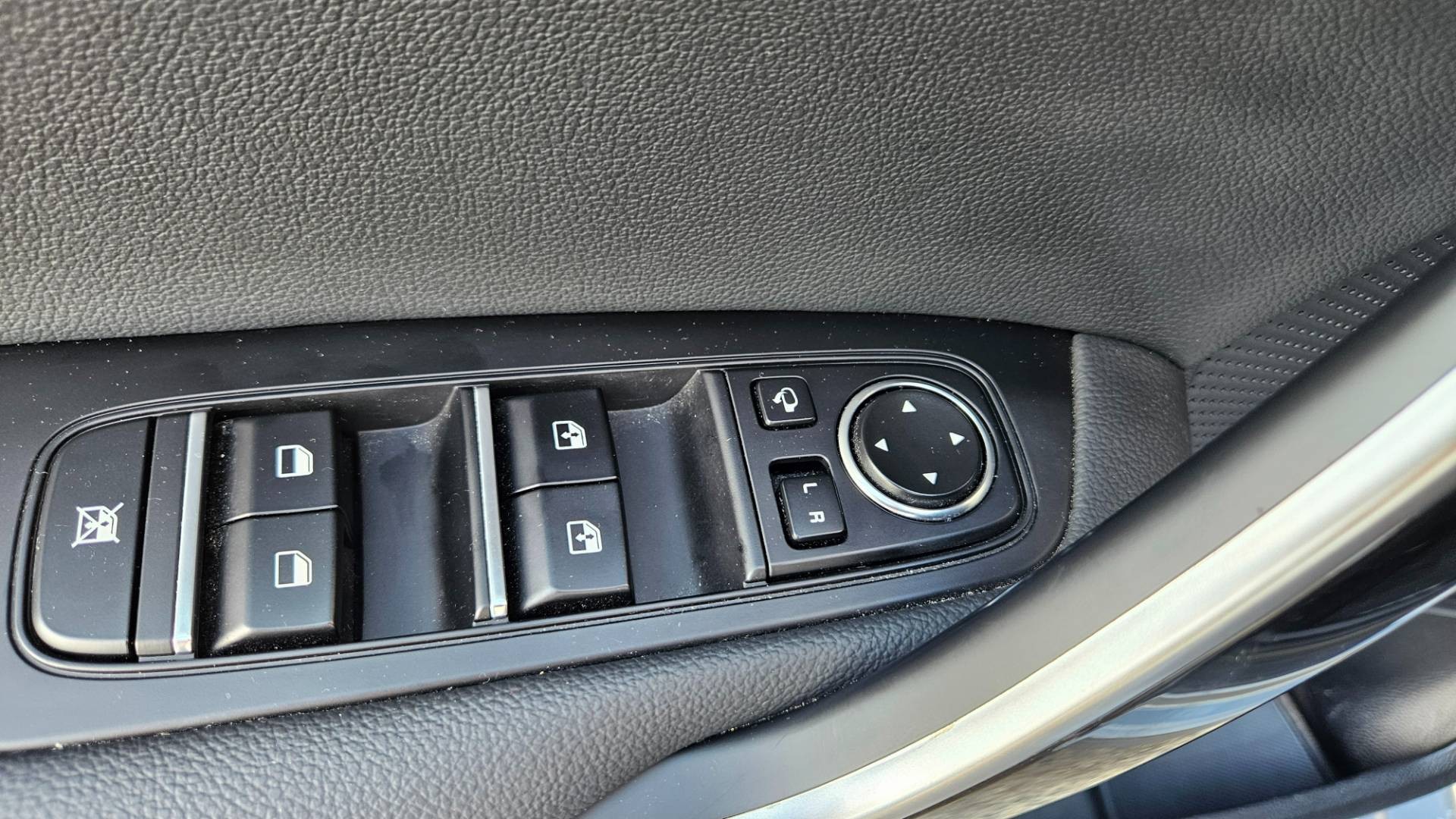 Kia Ceed SW 1.5 T-GDi Gold – Obrázok 26