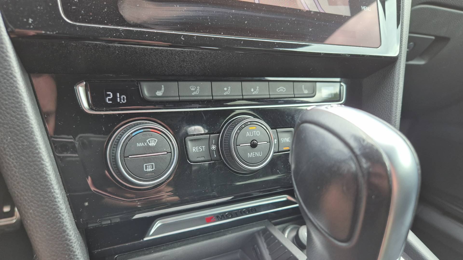 Volkswagen Arteon 2.0 TSI OPF BMT R-Line 4Motion DSG – Obrázok 27