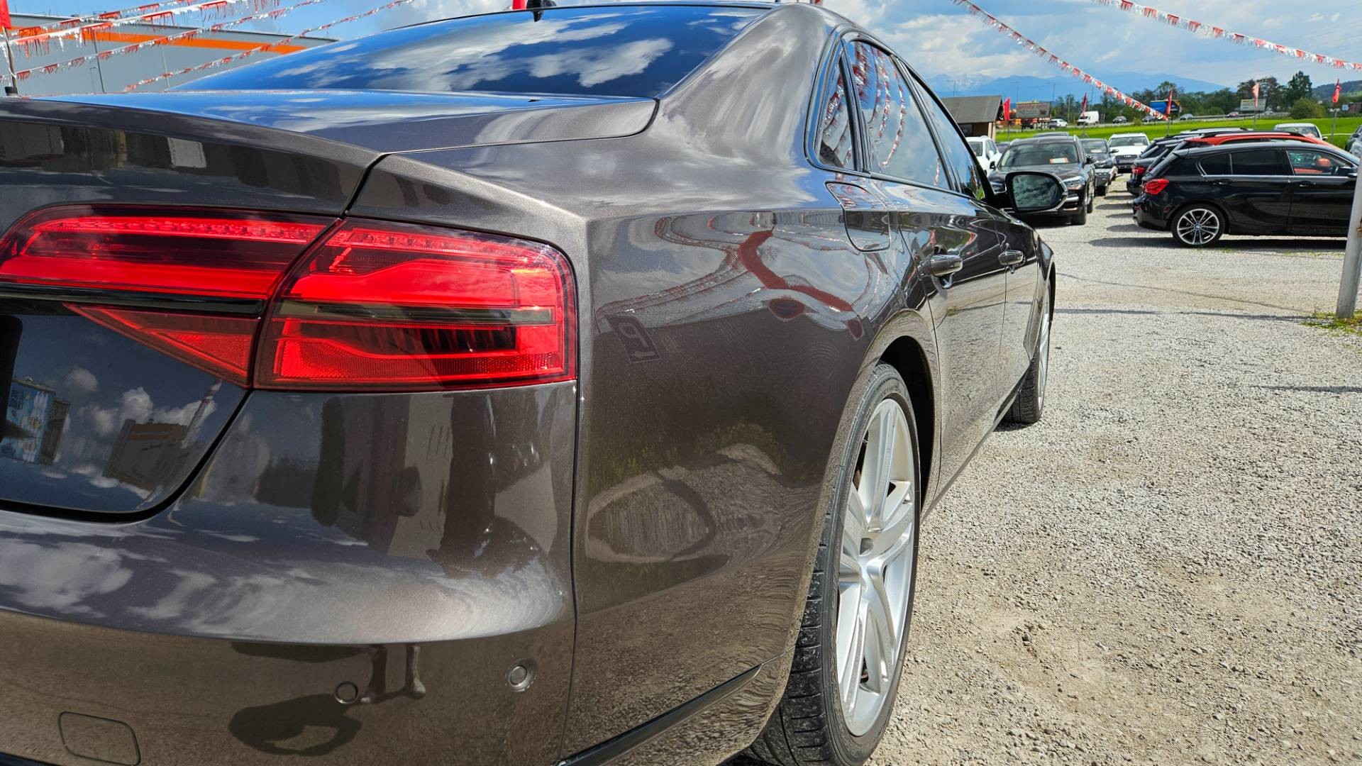 Audi A8 4.2 TDI V8 385k DPF quattro tiptronic – Obrázok 17