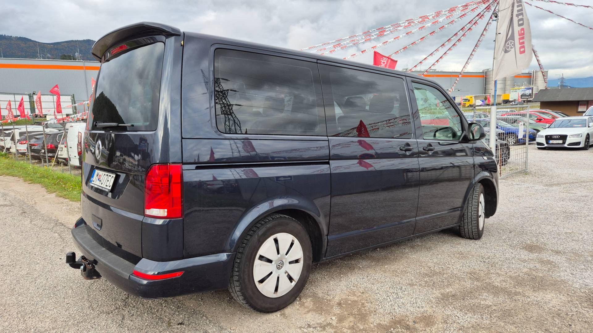 Volkswagen T6 Transporter 2.0 TDI 110KW 150 PS DSG 9 miest – Obrázok 5
