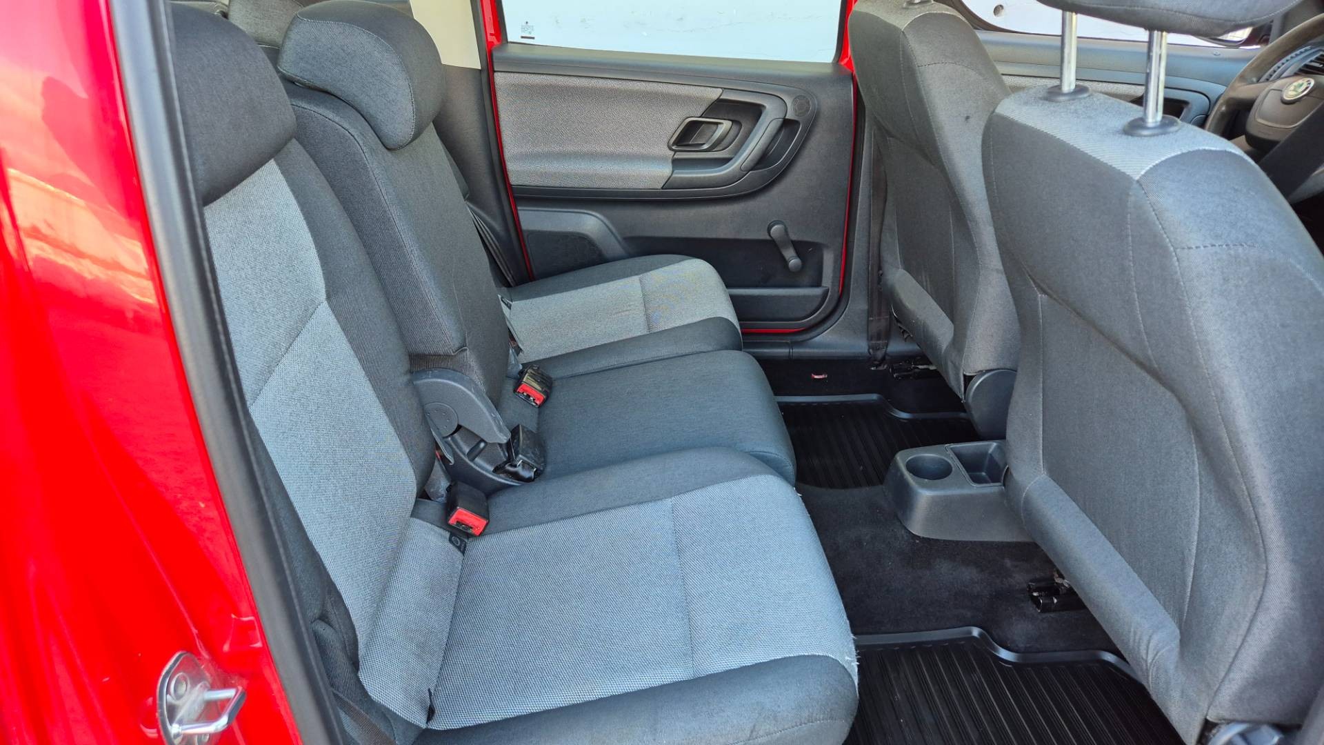 Škoda Roomster 1.6 TDI Ambition – Obrázok 28