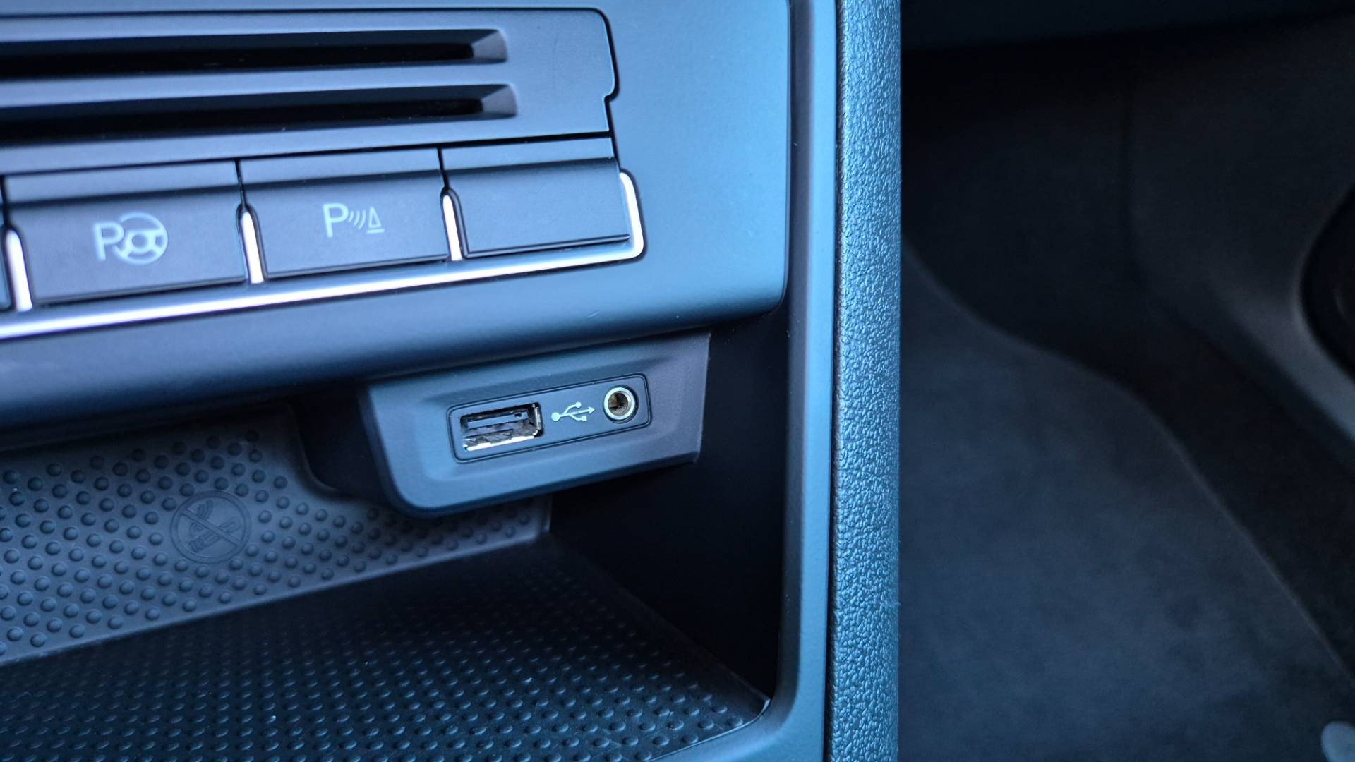 Volkswagen Tiguan 2.0 SCR TDI BMT 4-Motion Sport&Style DSG EU6 – Obrázok 47