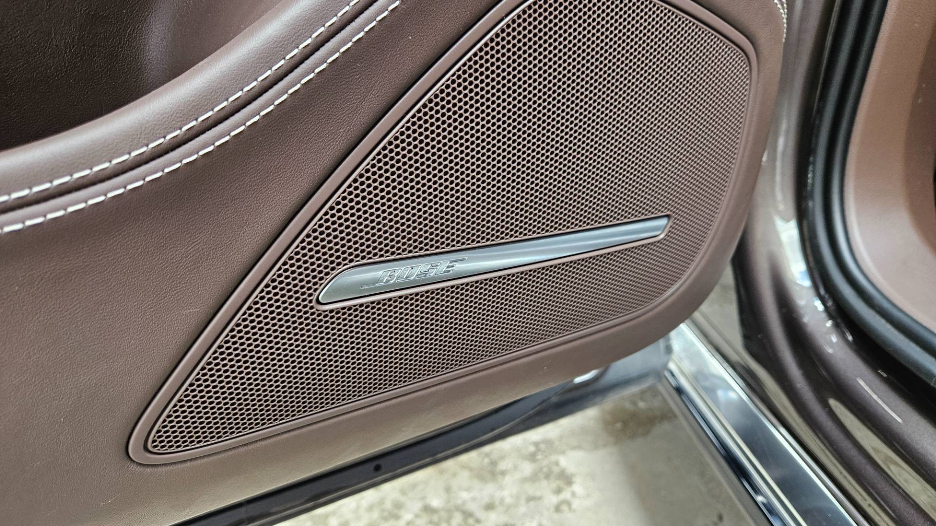 Audi A8 4.2 TDI V8 385k DPF quattro tiptronic – Obrázok 36