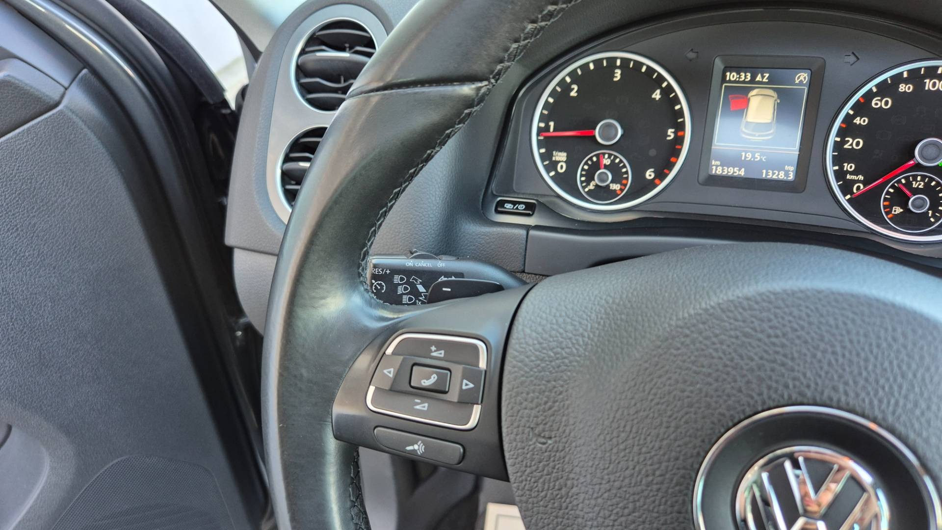 Volkswagen Tiguan 2.0 SCR TDI BMT 4-Motion Sport&Style DSG EU6 – Obrázok 43