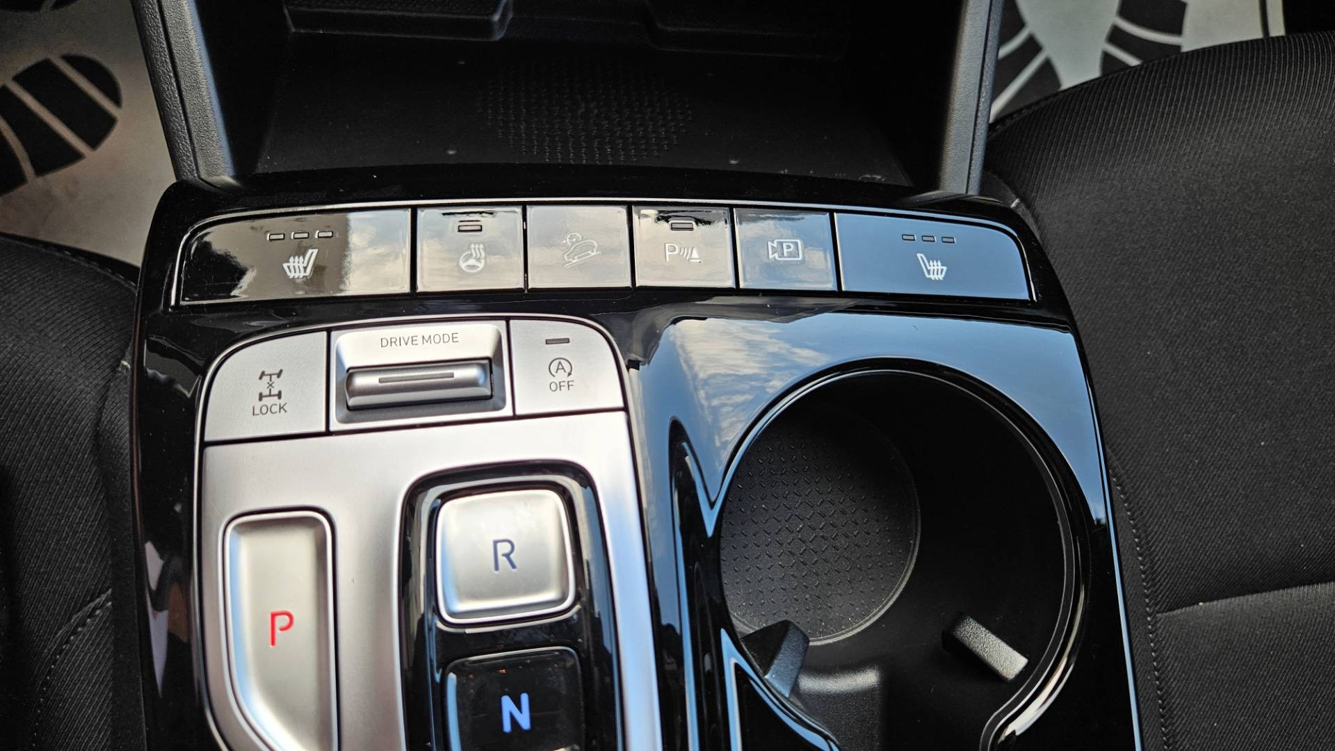 Hyundai Tucson 1.6 T-GDi Mild Hybrid Play 4x4 A/T – Obrázok 35