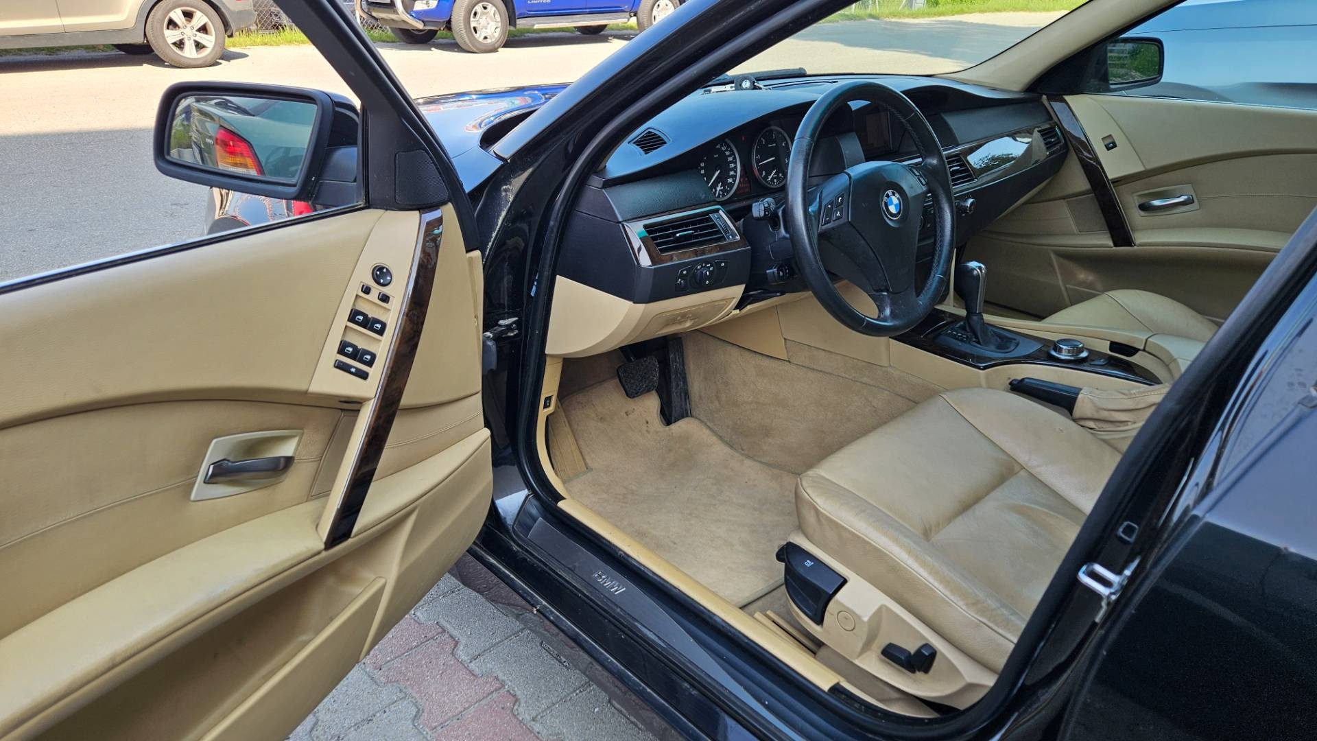 BMW Rad 5 Touring 530 xdT A/T – Obrázok 22