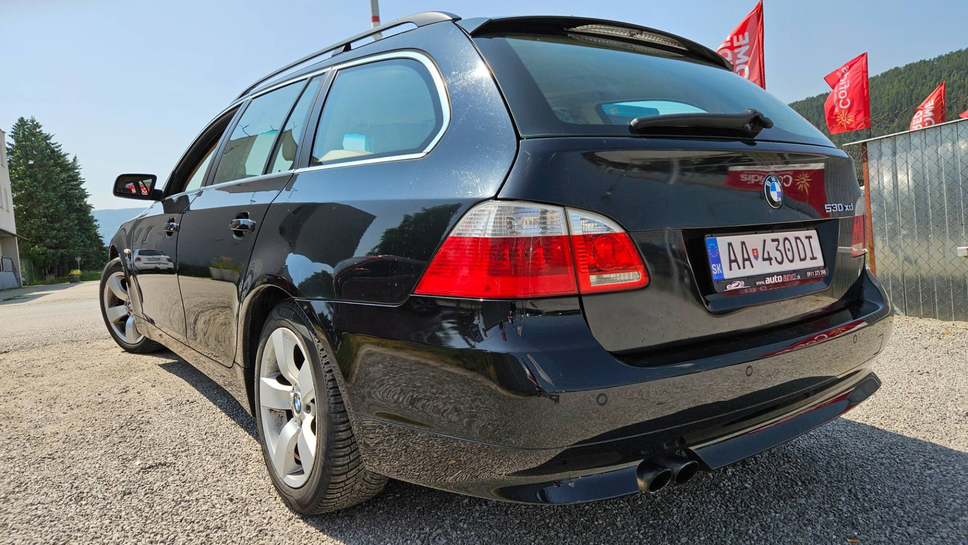 BMW Rad 5 Touring 530 xdT A/T – Obrázok 9