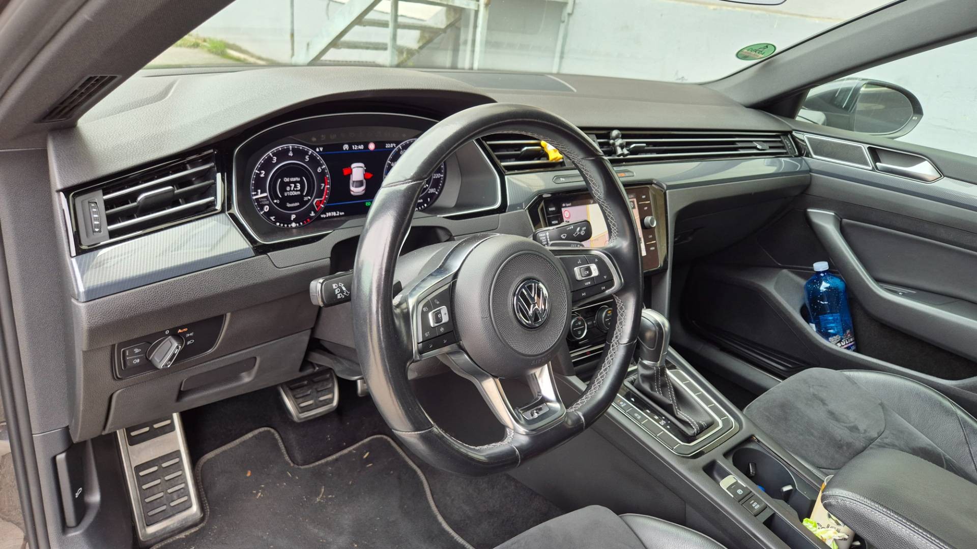 Volkswagen Arteon 2.0 TSI OPF BMT R-Line 4Motion DSG – Obrázok 23