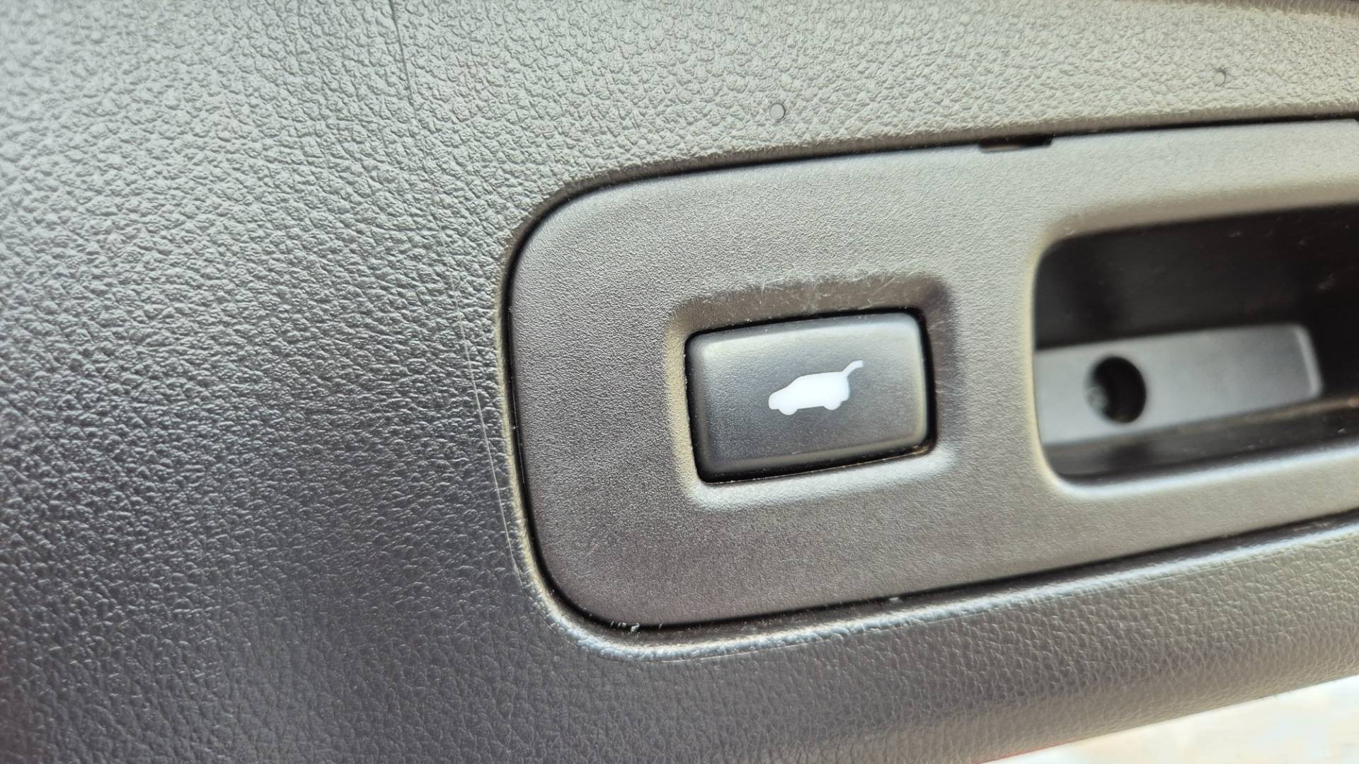 Honda CR-V 2.2 i-DTEC Elegance – Obrázok 18