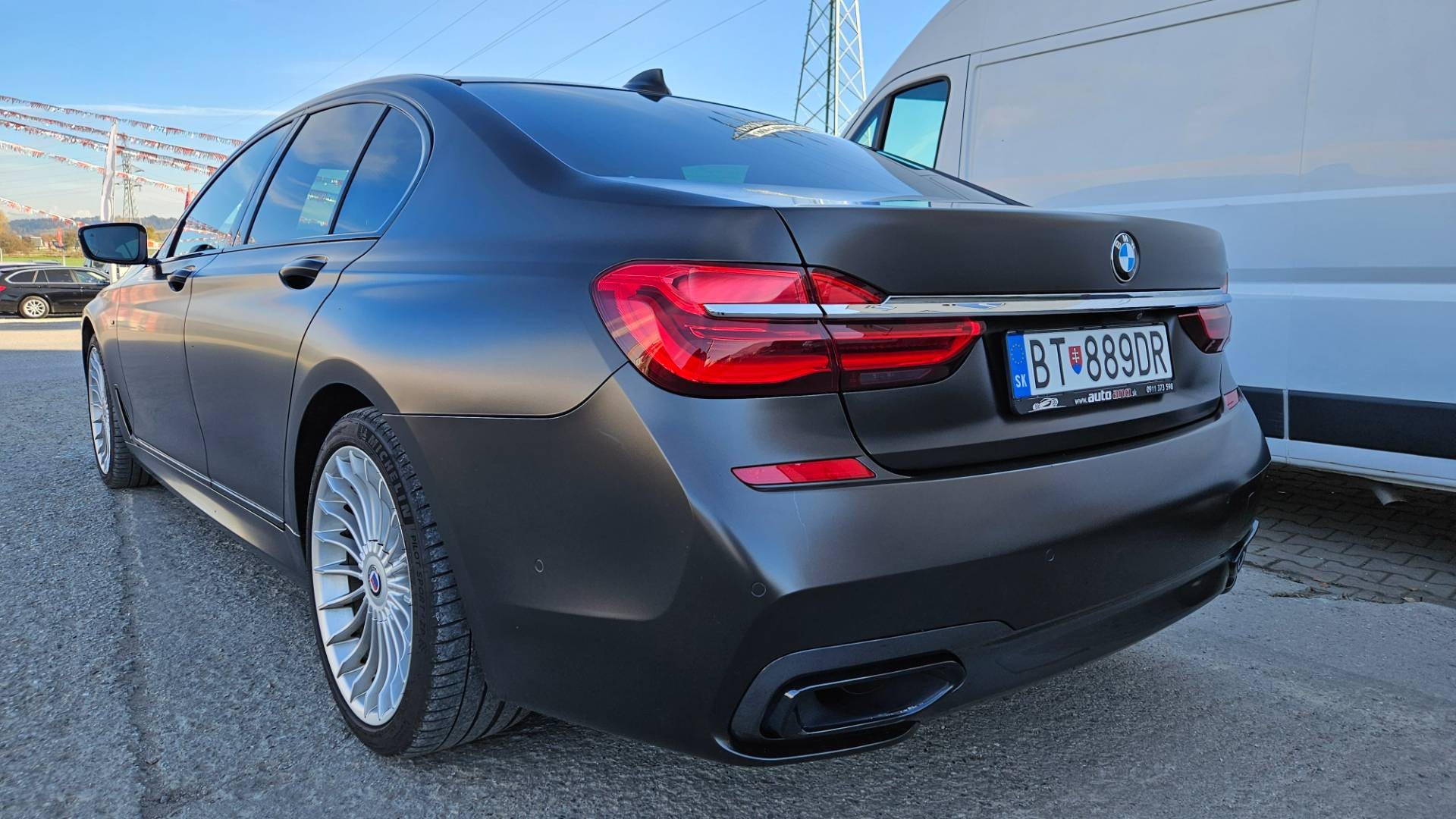 BMW Rad 7 740d xDrive M-PACKET individual – Obrázok 7