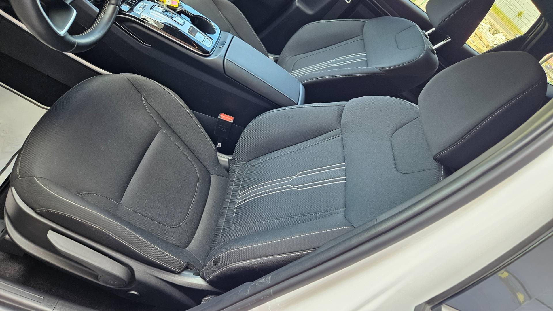 Hyundai Tucson 1.6 T-GDi Mild Hybrid Play 4x4 A/T – Obrázok 23