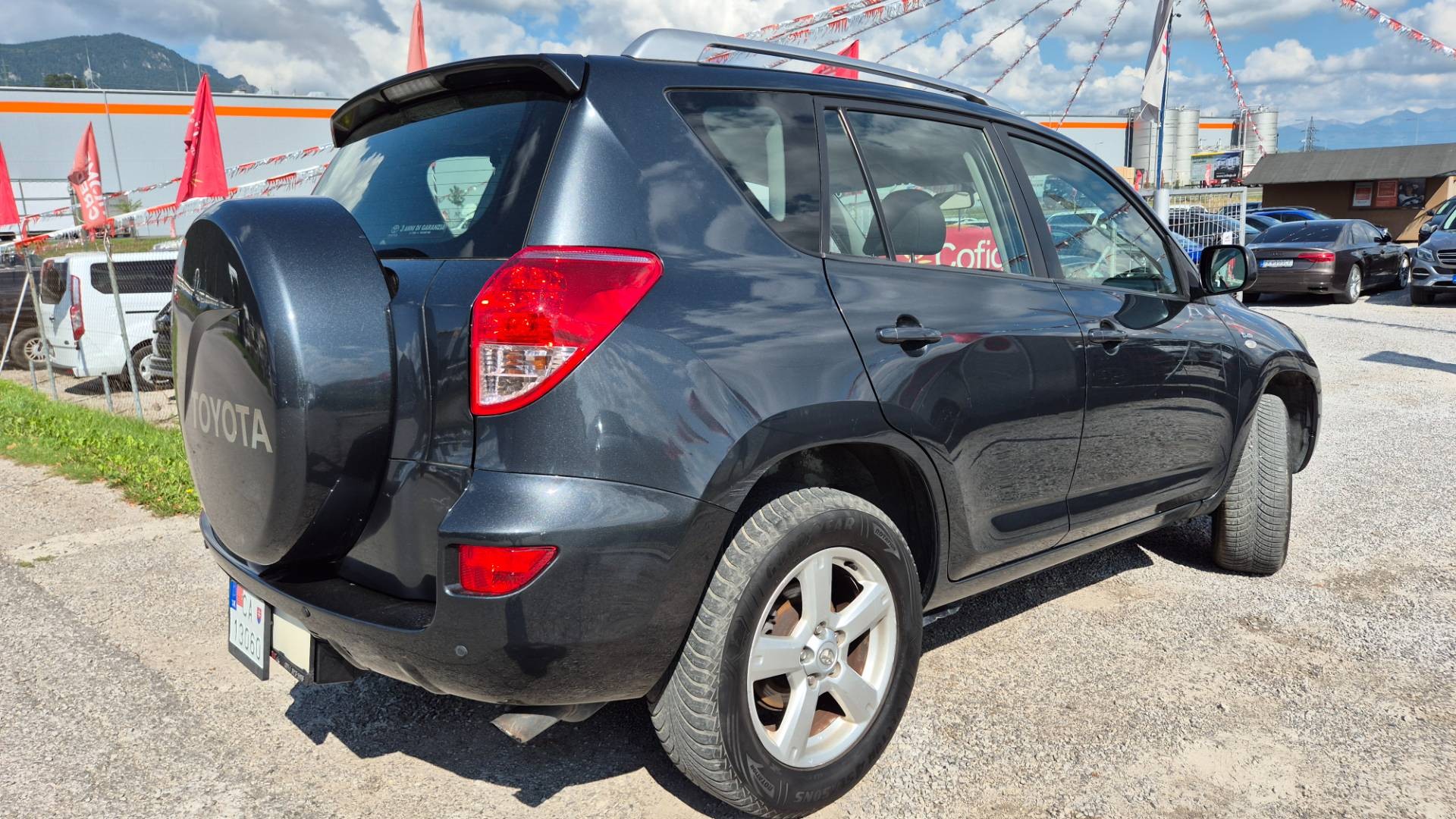 Toyota RAV4 2.2 D-4D 135 Base – Obrázok 17