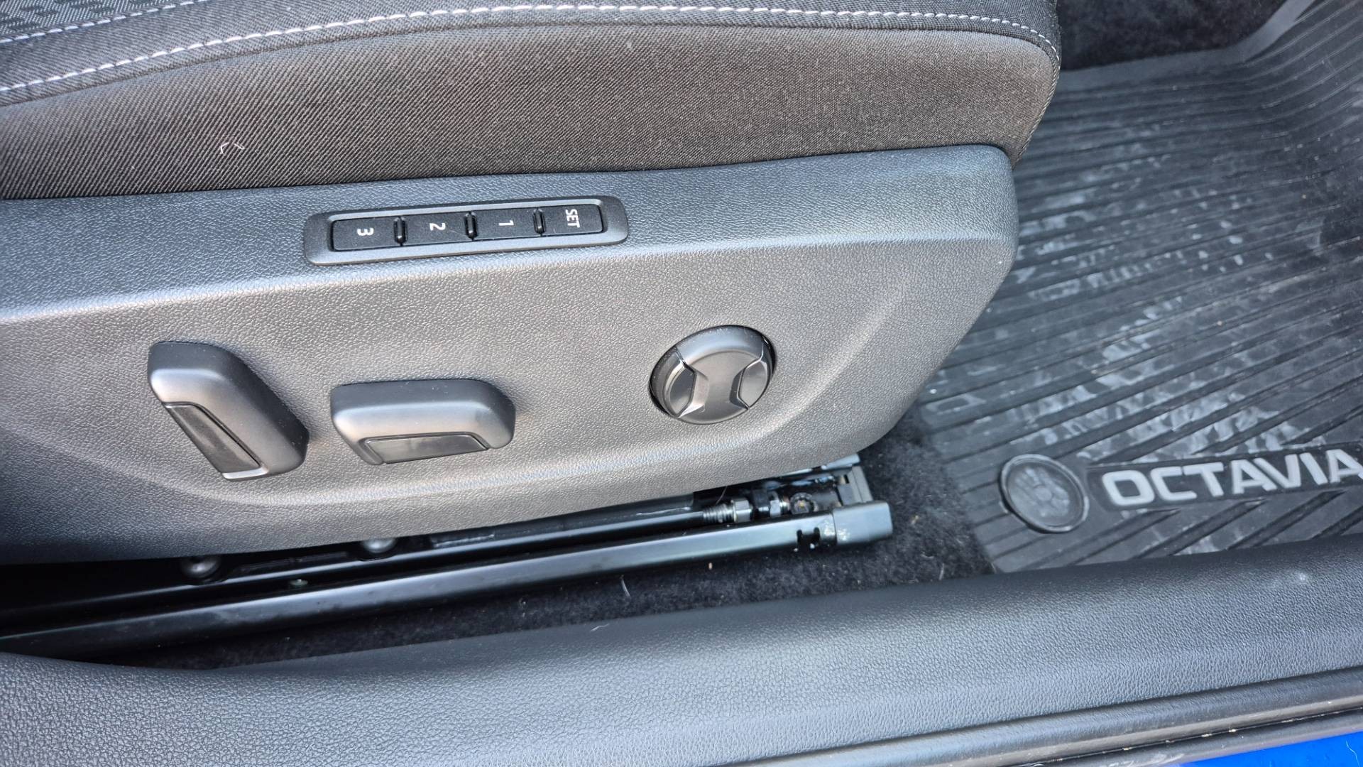 Škoda Octavia 2.0 TDI SCR Style – Obrázok 35