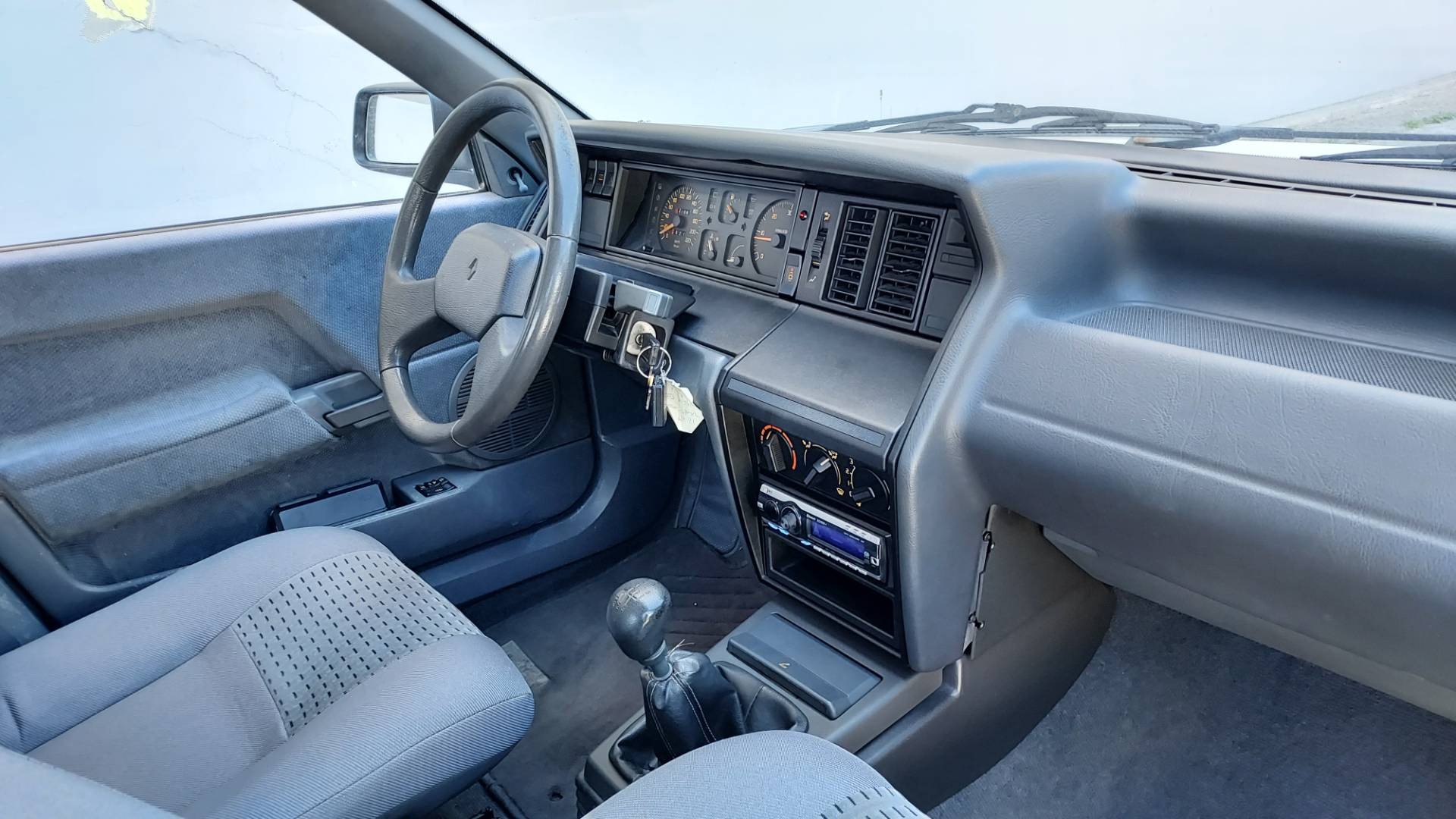 Renault R21 2.1 GTD – Obrázok 31