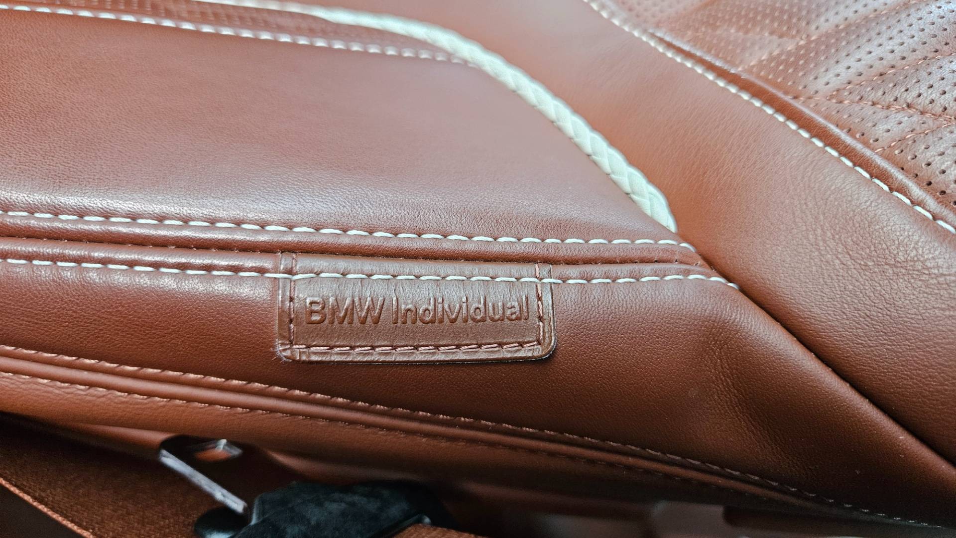 BMW Rad 7 740d xDrive M-PACKET individual – Obrázok 32