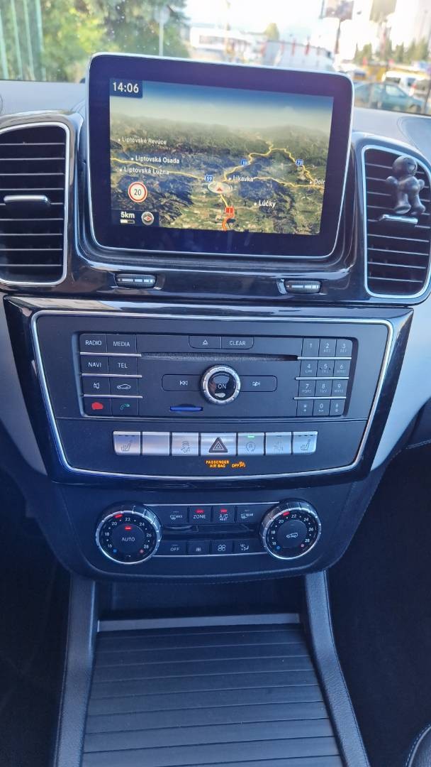 Mercedes-Benz GLE SUV 350d 4matic A/T – Obrázok 51