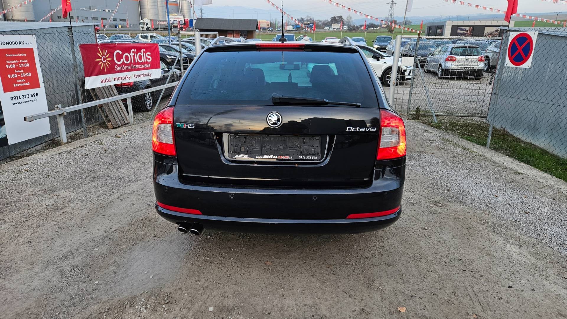 Škoda Octavia Combi 2.0 TDI CR DPF RS DSG – Obrázok 5