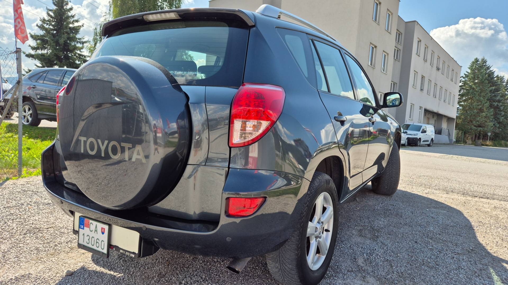 Toyota RAV4 2.2 D-4D 135 Base – Obrázok 7