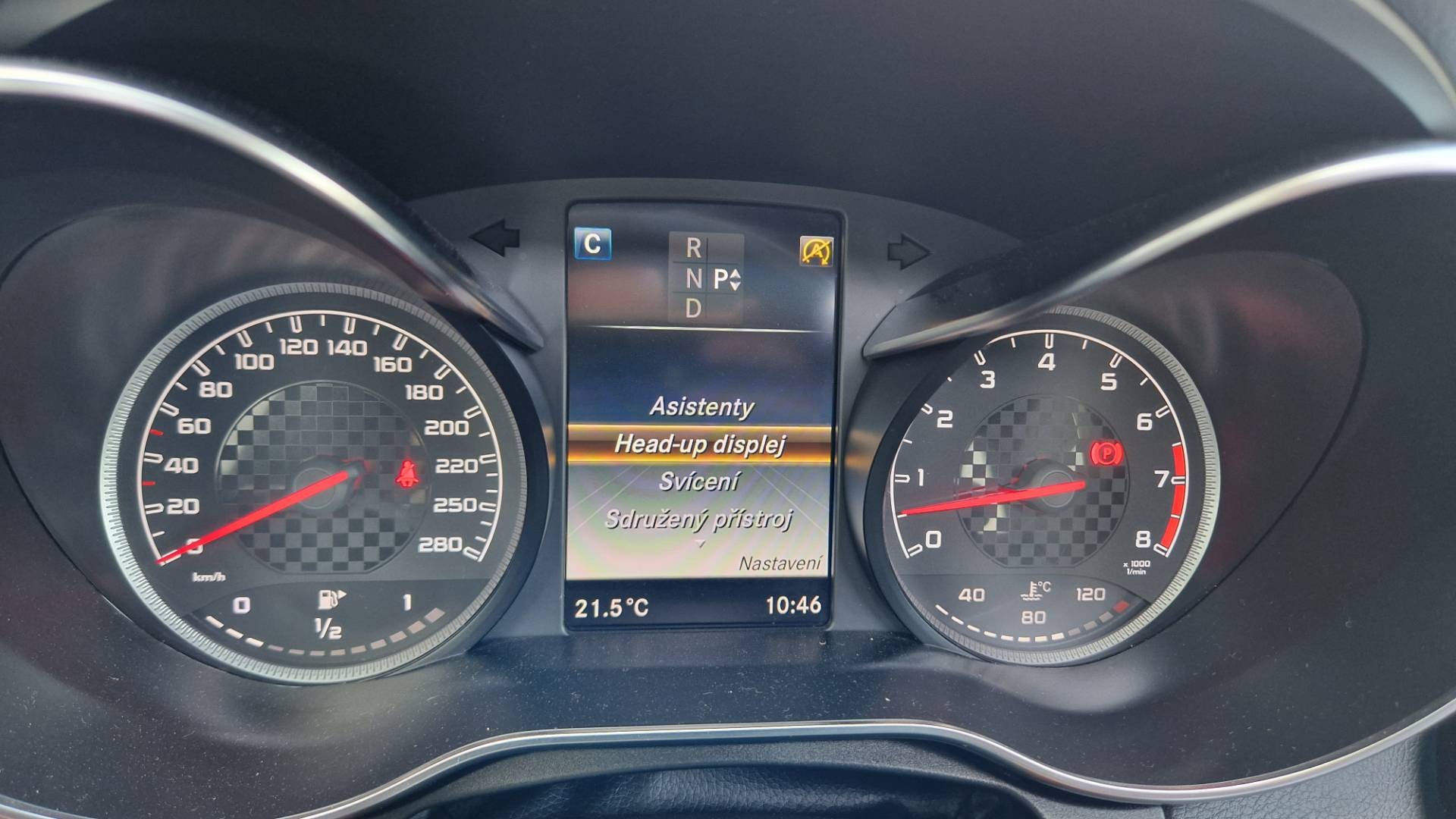 Mercedes-Benz C trieda Kombi 450 AMG 4matic A/T – Obrázok 48