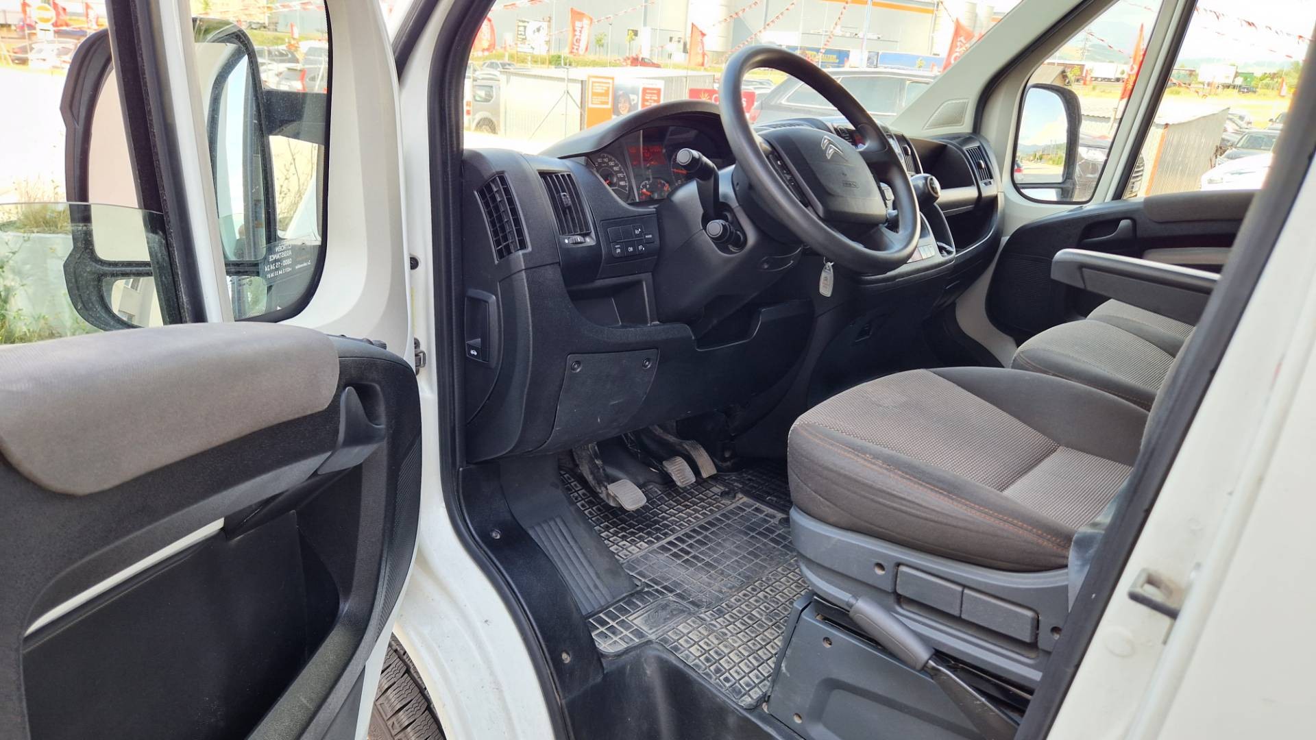 Citroën Jumper Furgon 2.2 BlueHDi 140k 35 L3H2 – Obrázok 21