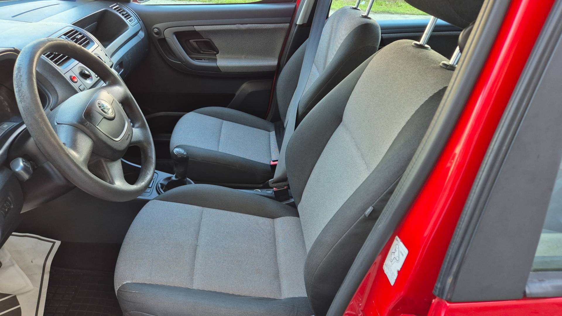 Škoda Roomster 1.6 TDI Ambition – Obrázok 24