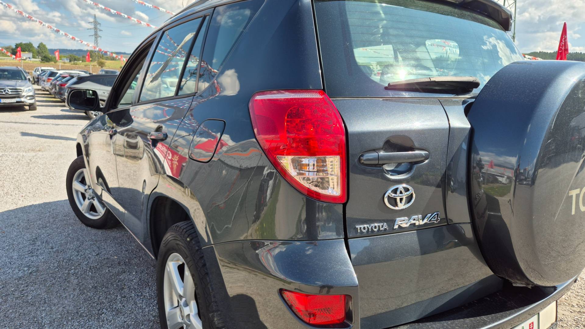 Toyota RAV4 2.2 D-4D 135 Base – Obrázok 22