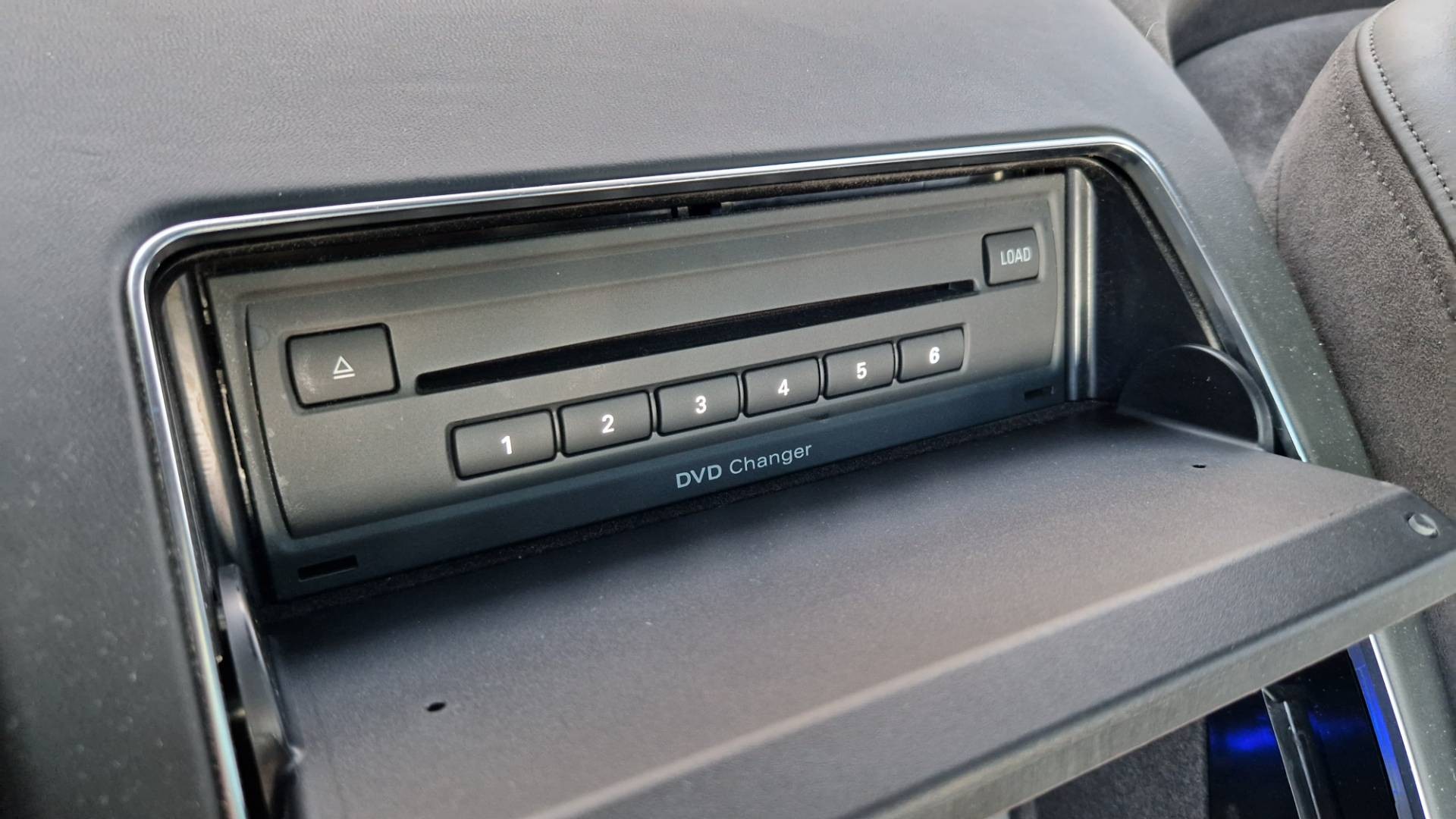 Audi A8 Long 55 3.0 TFSI V6 quattro tiptronic. – Obrázok 25