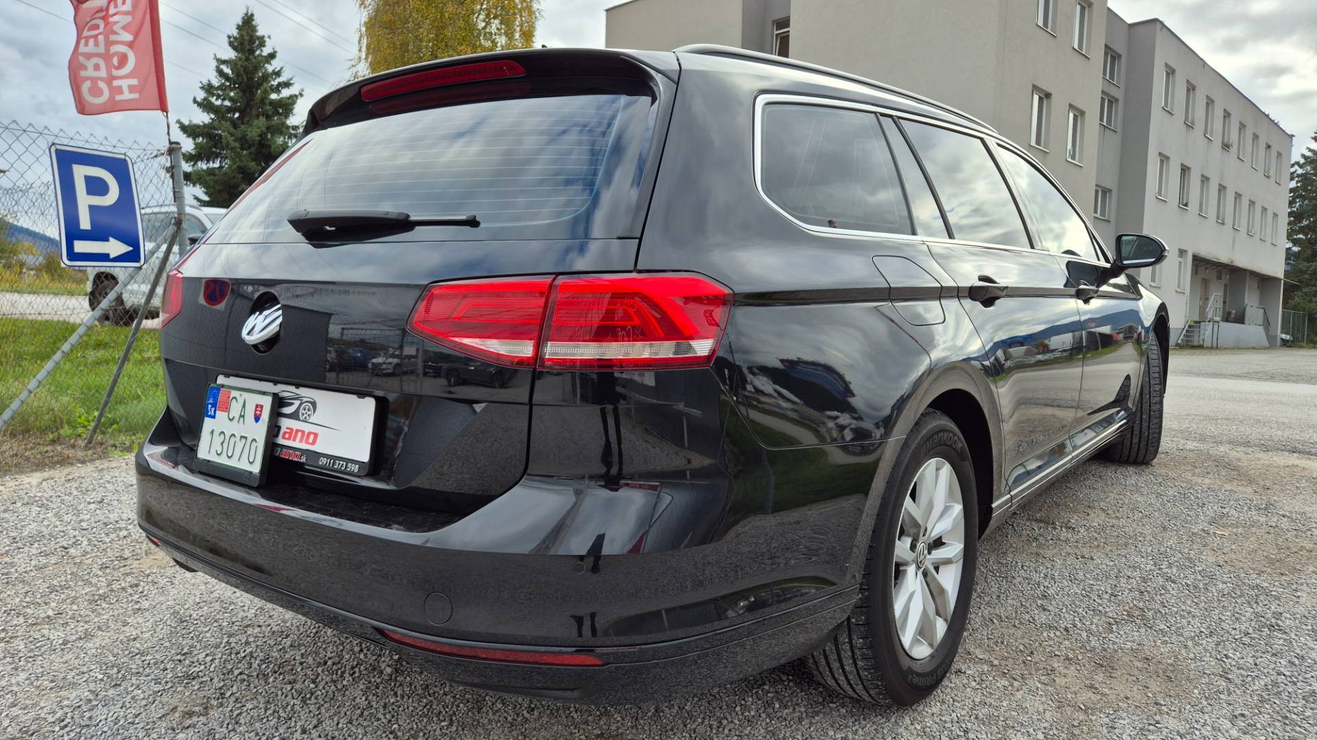 Volkswagen Passat Variant 2.0 TDI BMT Business Comfortline – Obrázok 14