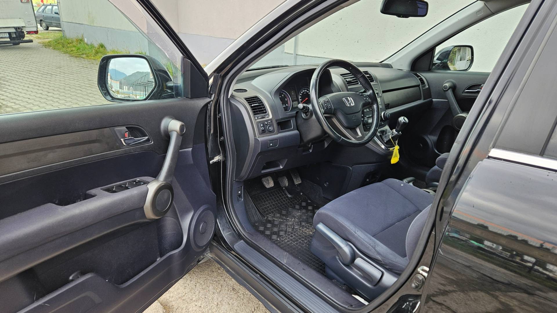 Honda CR-V 2.2 i-DTEC Style – Obrázok 18