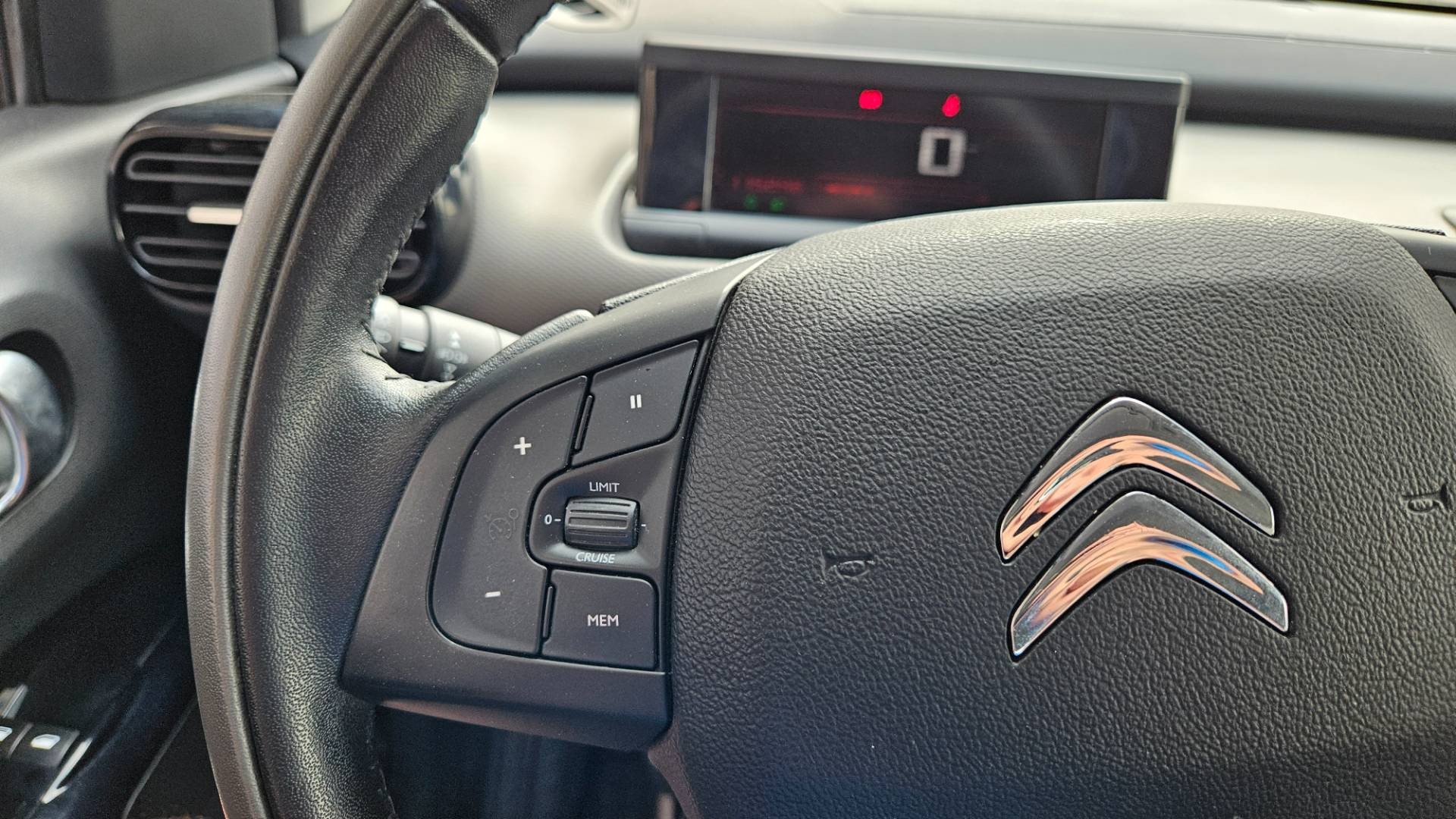 Citroën C4 Cactus PureTech 82 Live – Obrázok 19