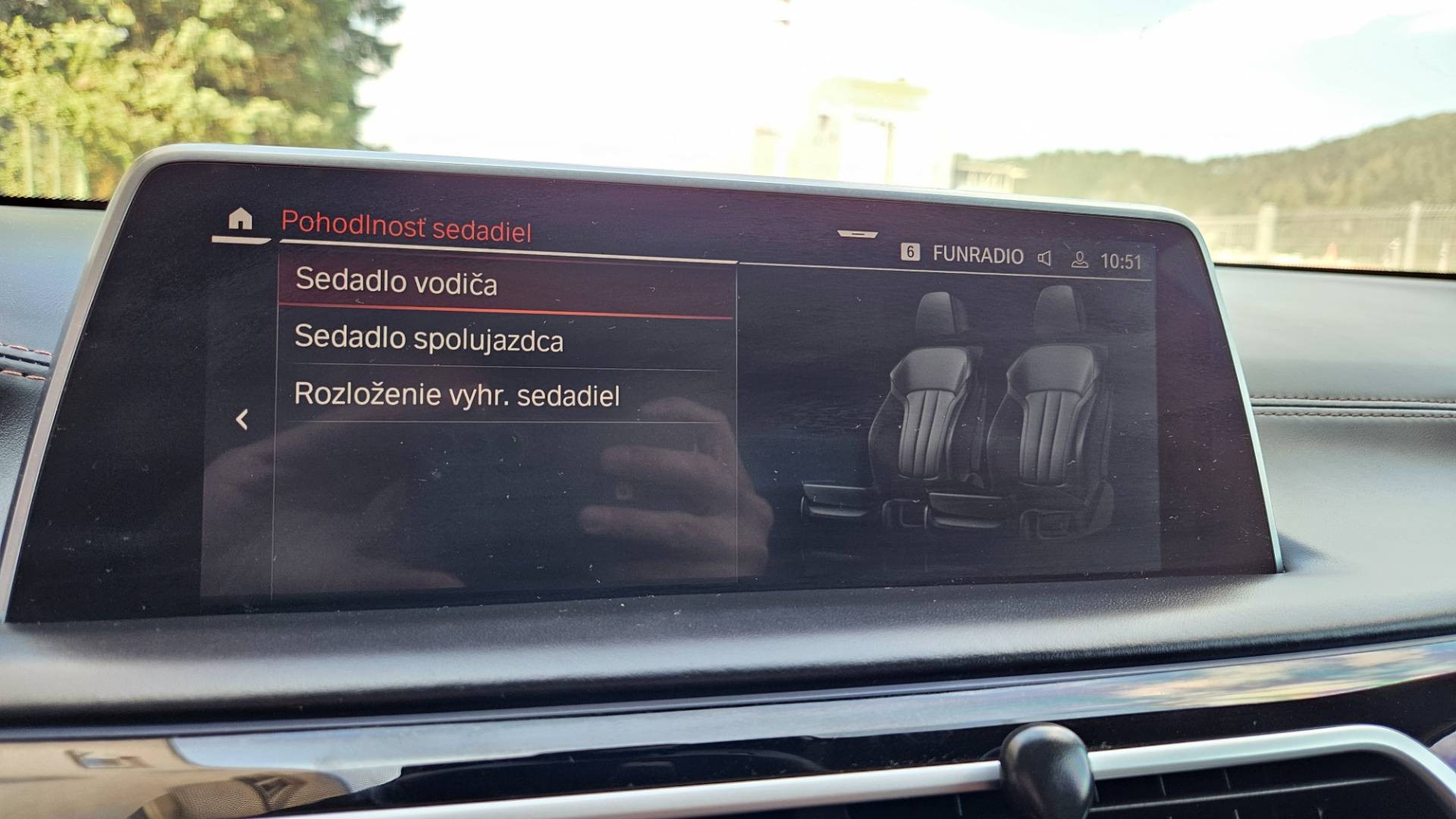 BMW Rad 7 750d xDrive A/T – Obrázok 52