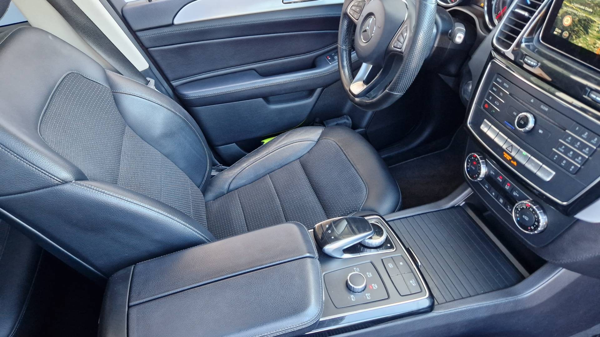 Mercedes-Benz GLE SUV 350d 4matic A/T – Obrázok 50