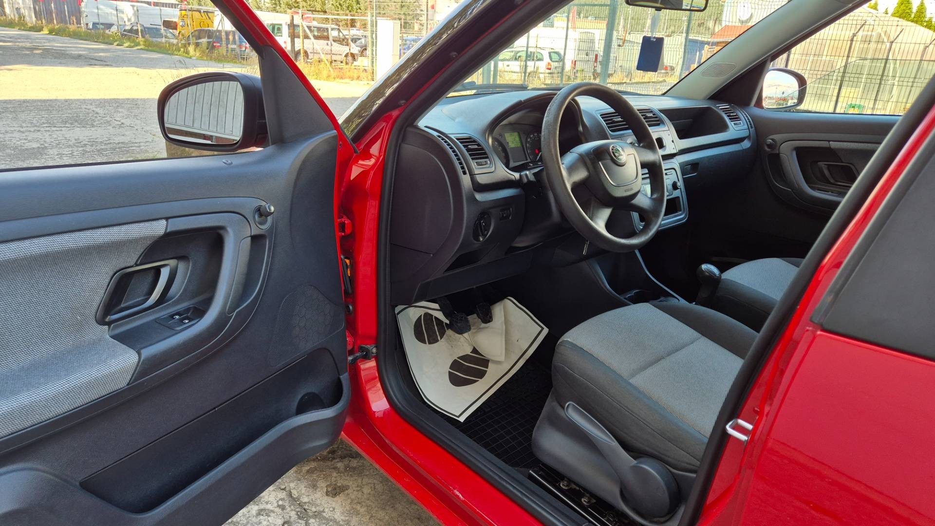 Škoda Roomster 1.6 TDI Ambition – Obrázok 23