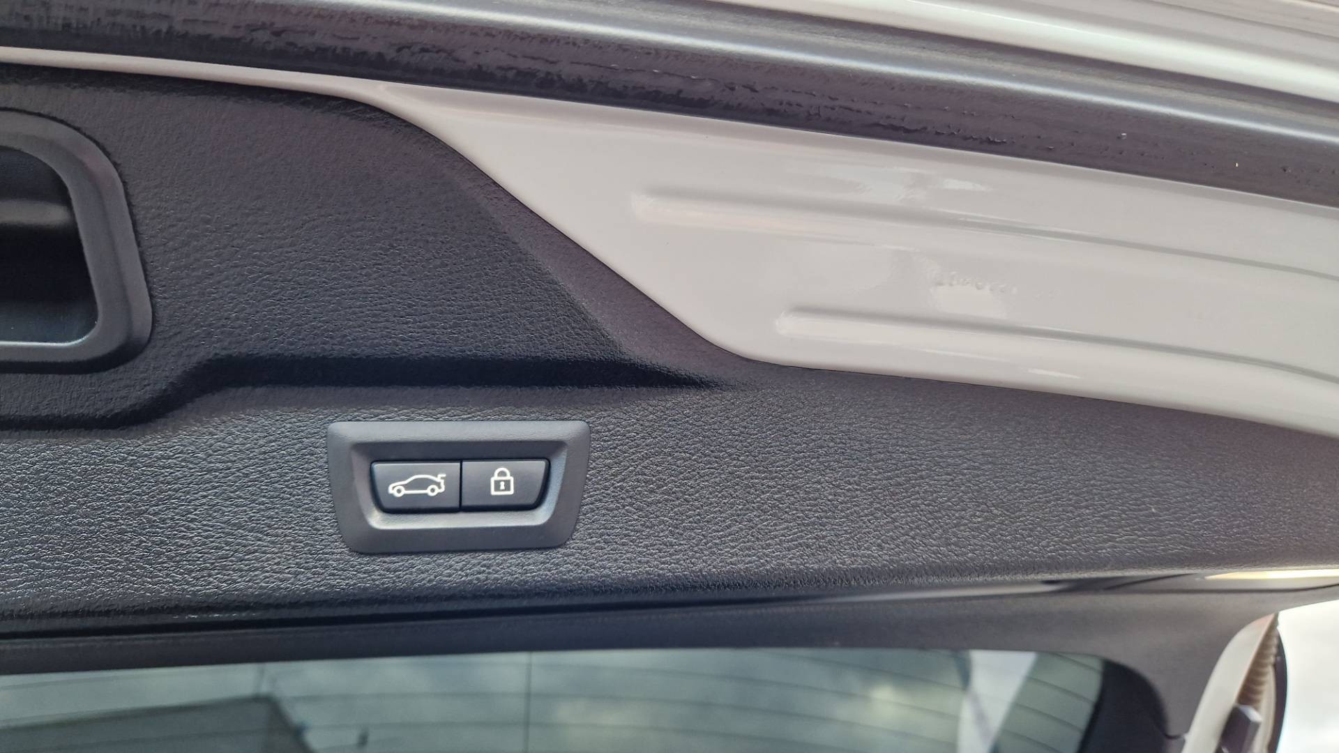 BMW X5 M50D M-PACKET 381PS – Obrázok 24