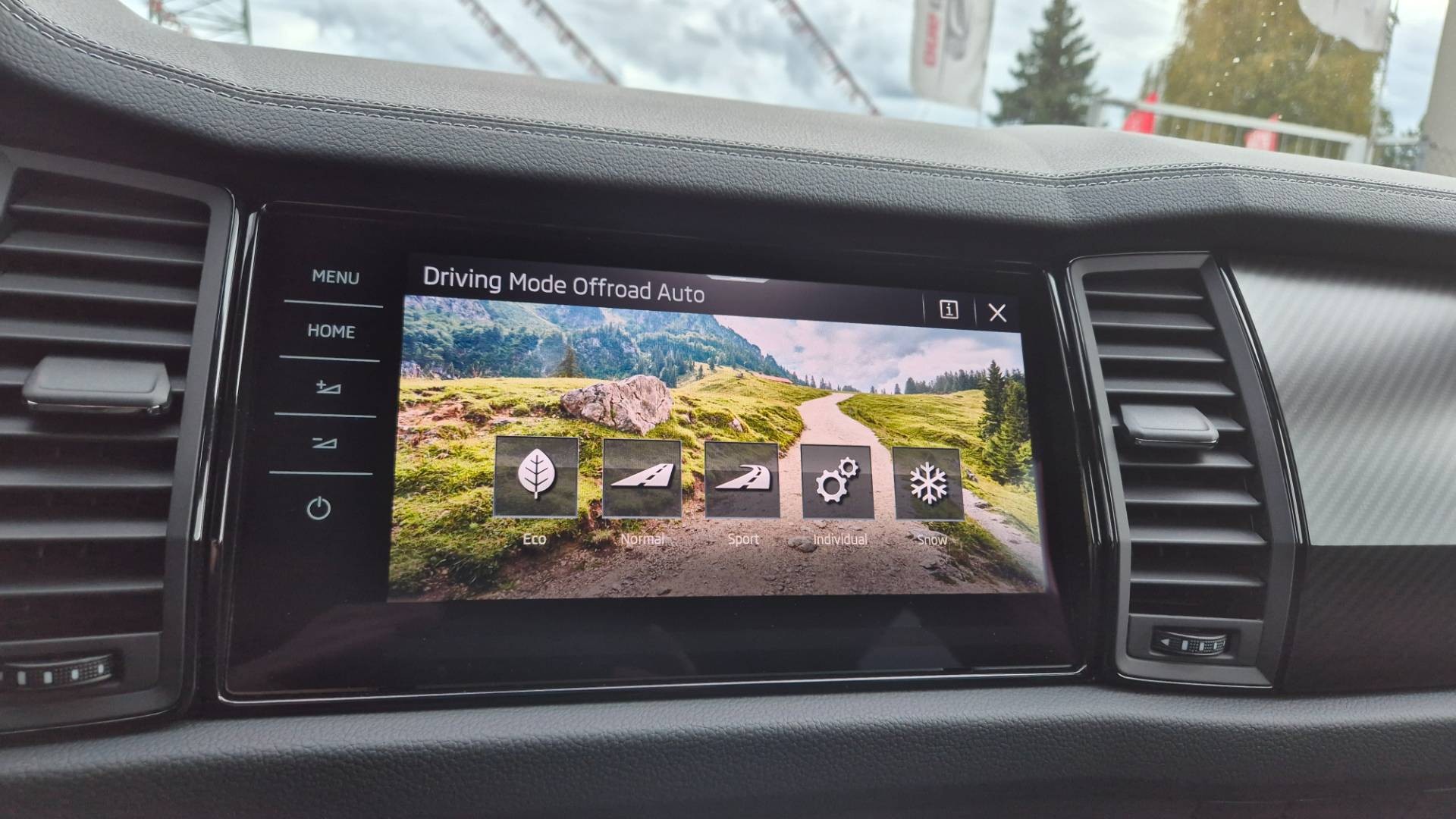 Škoda Kodiaq 2.0 TDI SCR EVO 200 Sportline 4x4 DSG – Obrázok 46