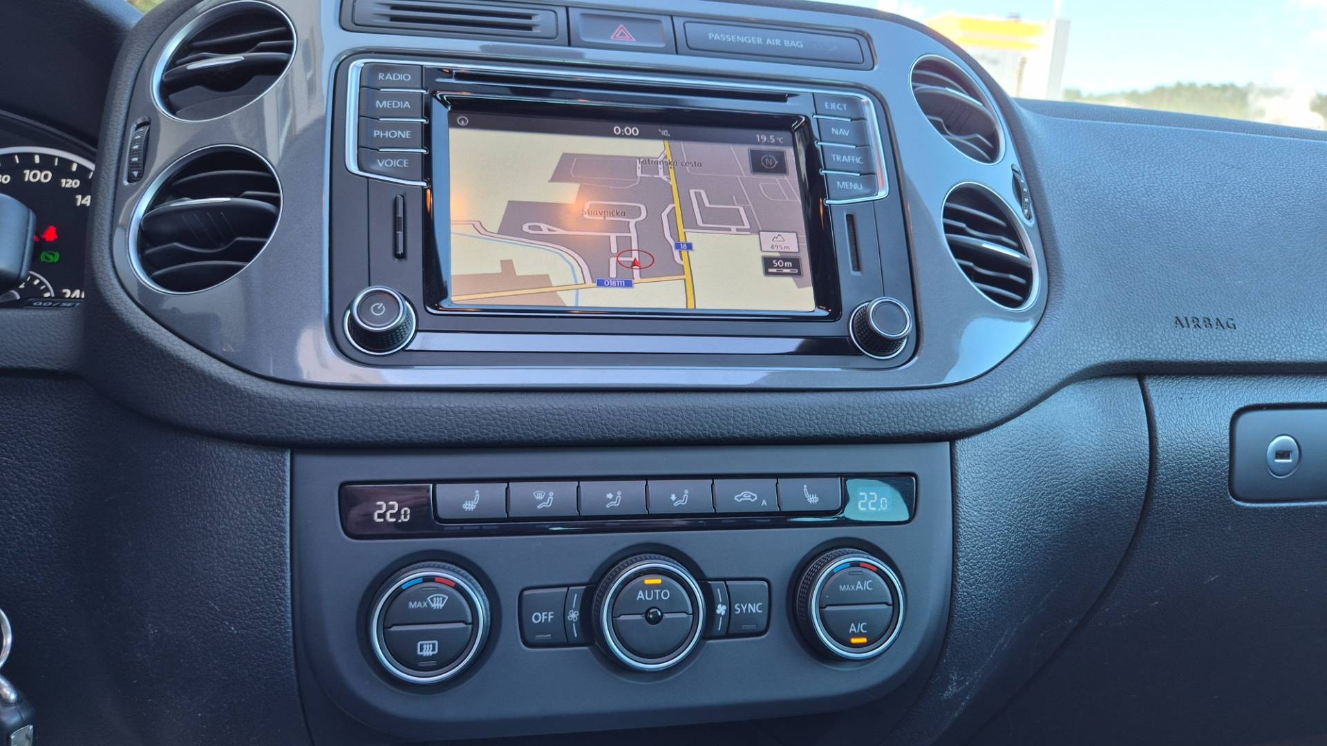 Volkswagen Tiguan 2.0 SCR TDI BMT 4-Motion Sport&Style DSG EU6 – Obrázok 41